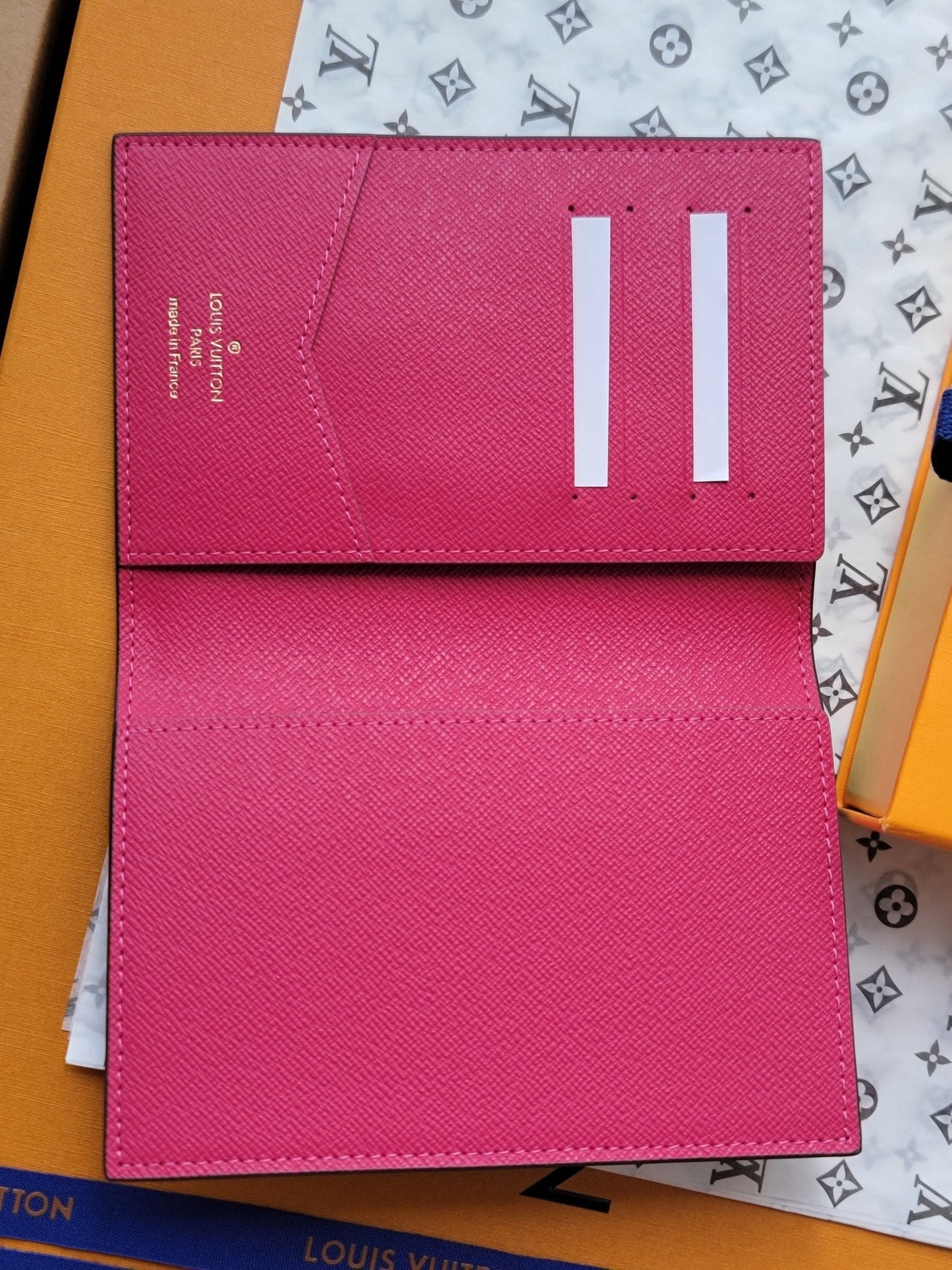 LV Passport Cover Pink Monogram Vivienne Fuchsia mysite