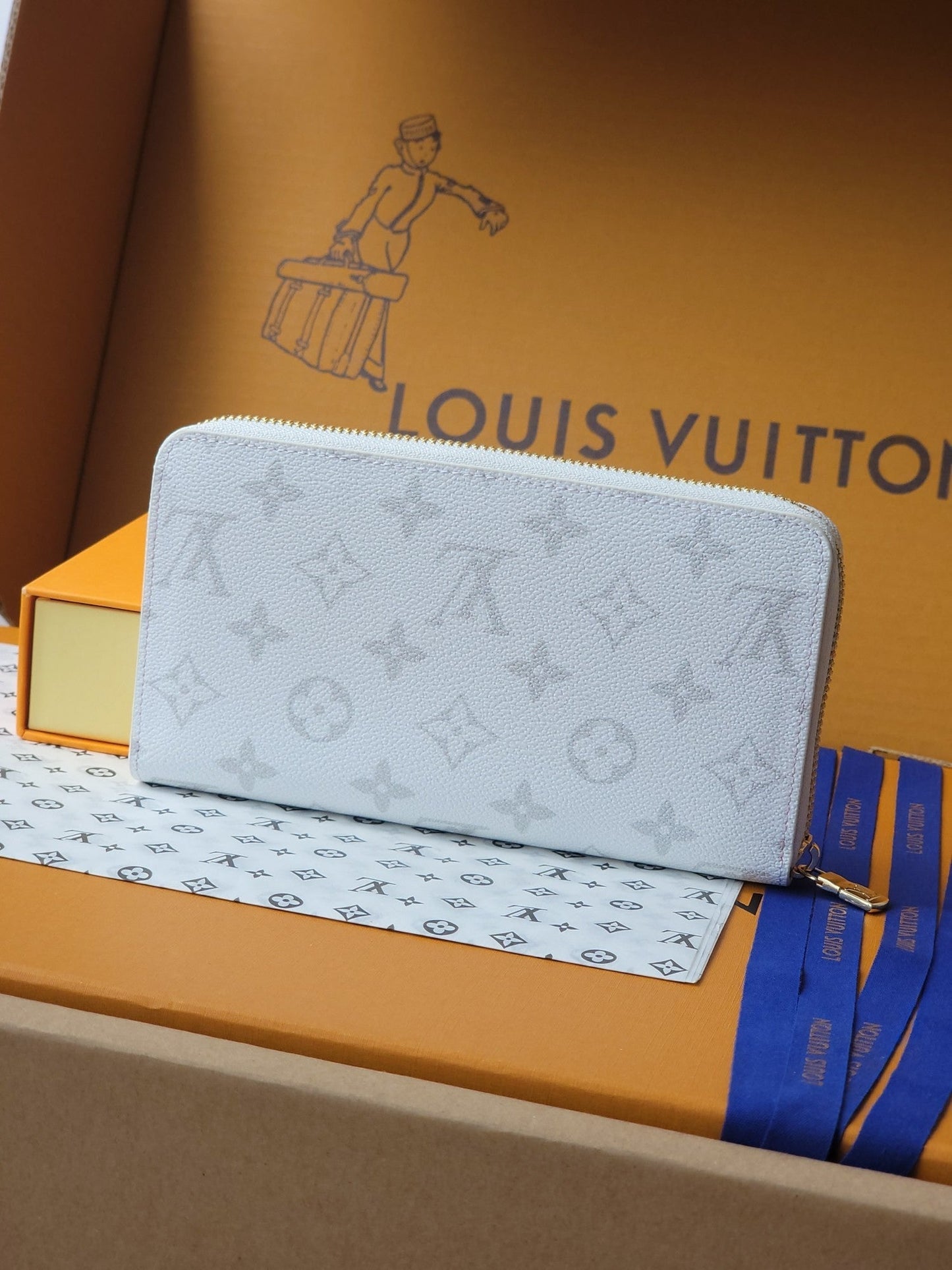 LV x TM Zippy Wallet White Monogram Canvas With Cherry Motif mysite
