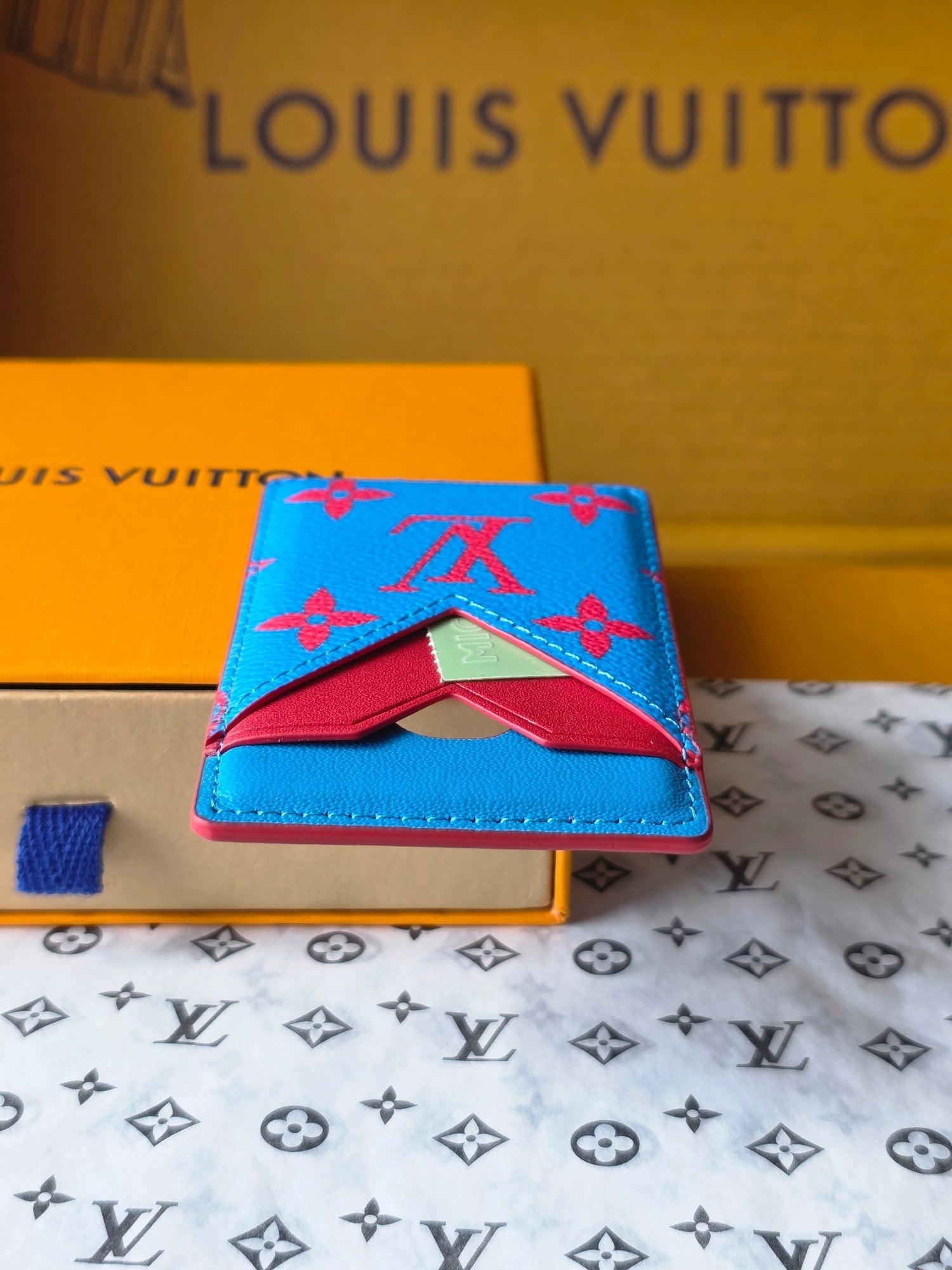 LV M15034 Porte-Cartes Magnet Blue Red Monogram Glow Canvas & Cowhide mysite