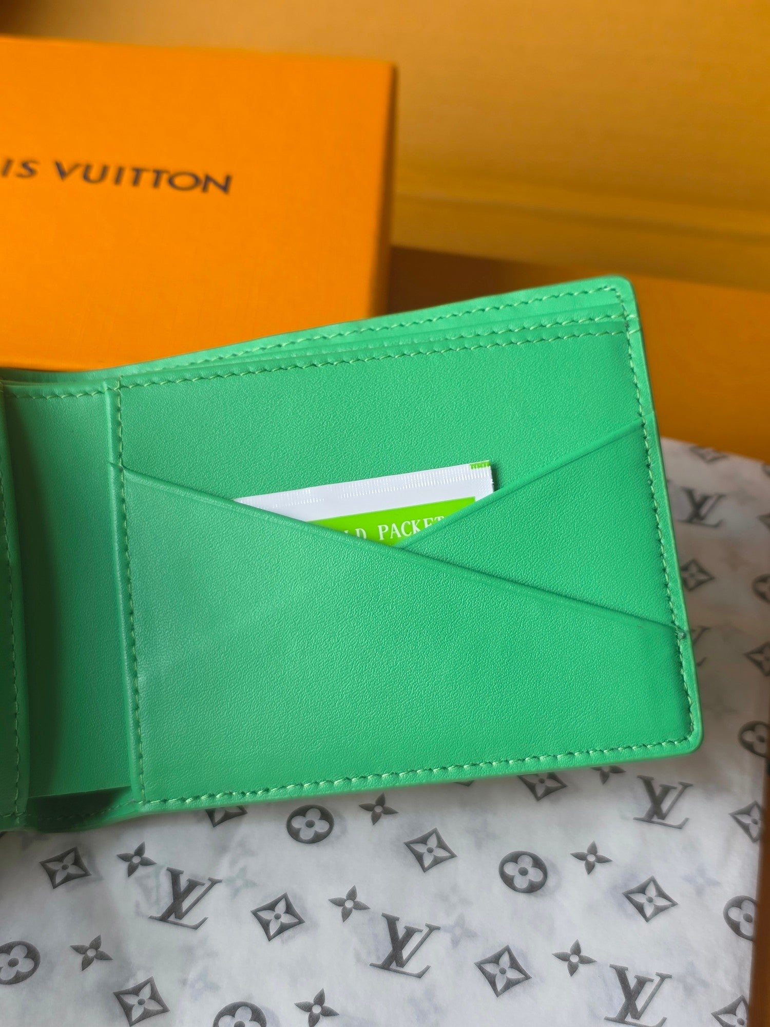 LV M25998 Multiple Wallet  Bamboo Green Taurillon Monogram leather mysite