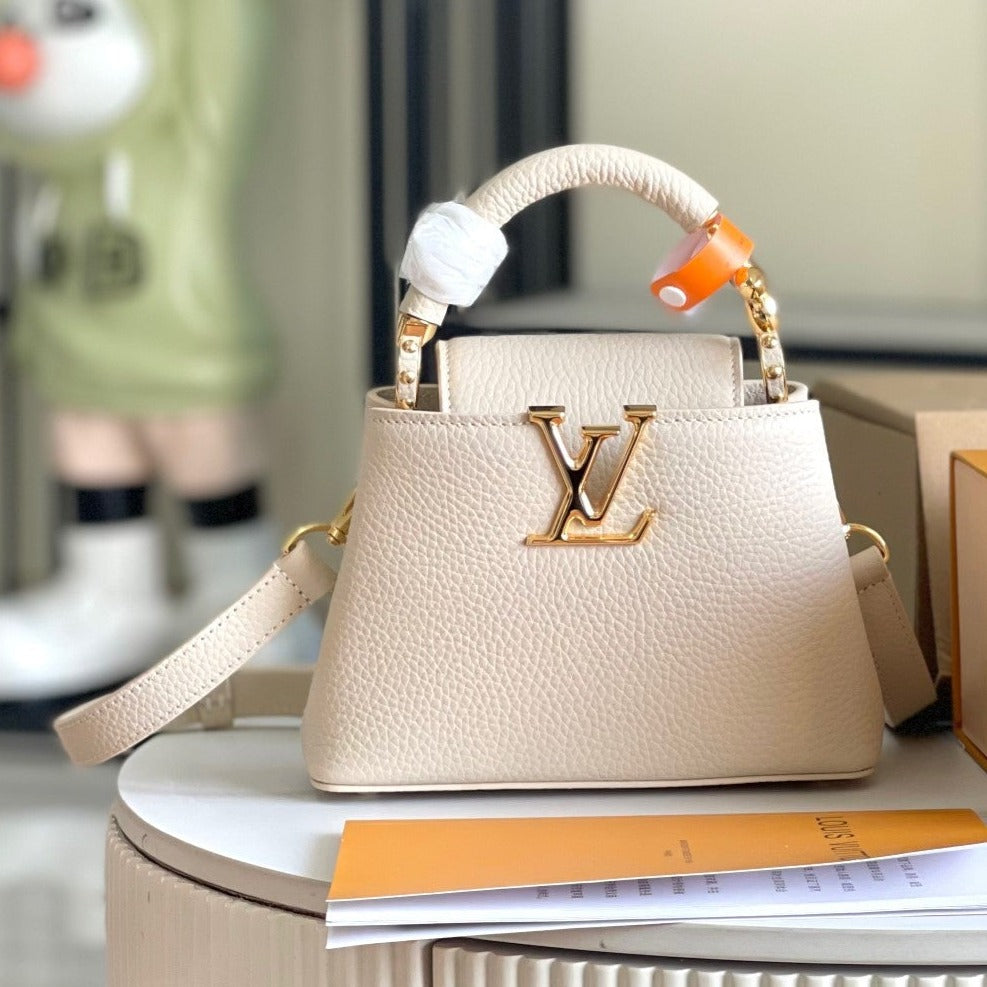 CAPUCINES MINI 21 BEIGE TAURILLON GOLD HARDWARE mysite