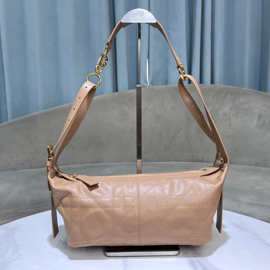 CD Hobo Bag 23 With Chain Nude Pink-Beige Calfskin mysite