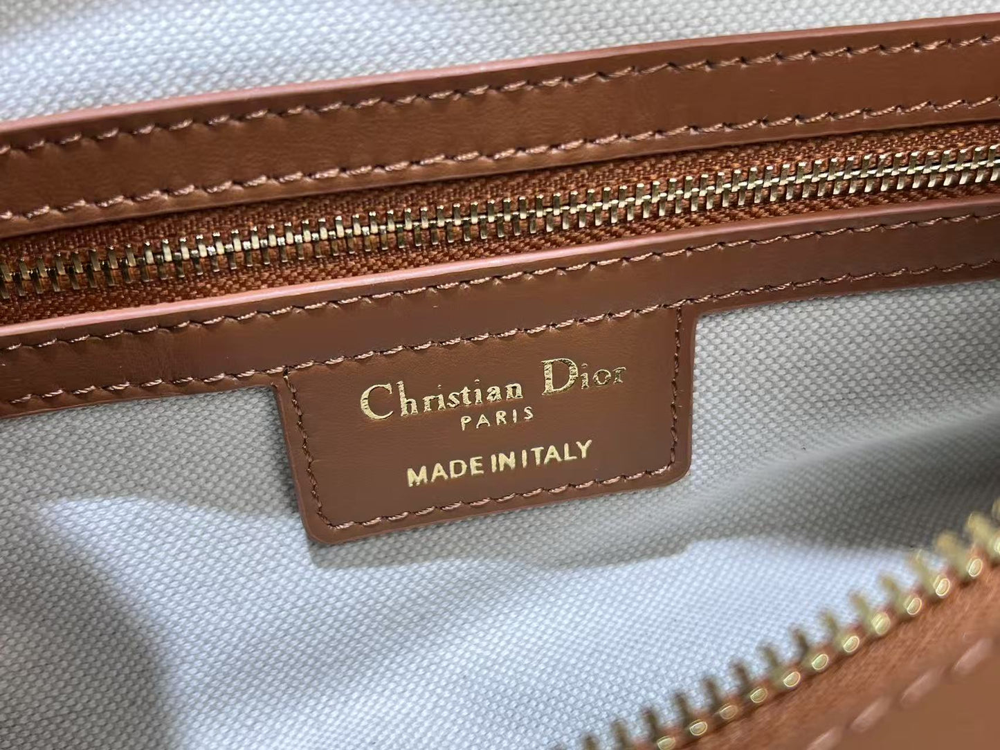 CD Hobo Bag 23 With Chain Brown Calfskin mysite