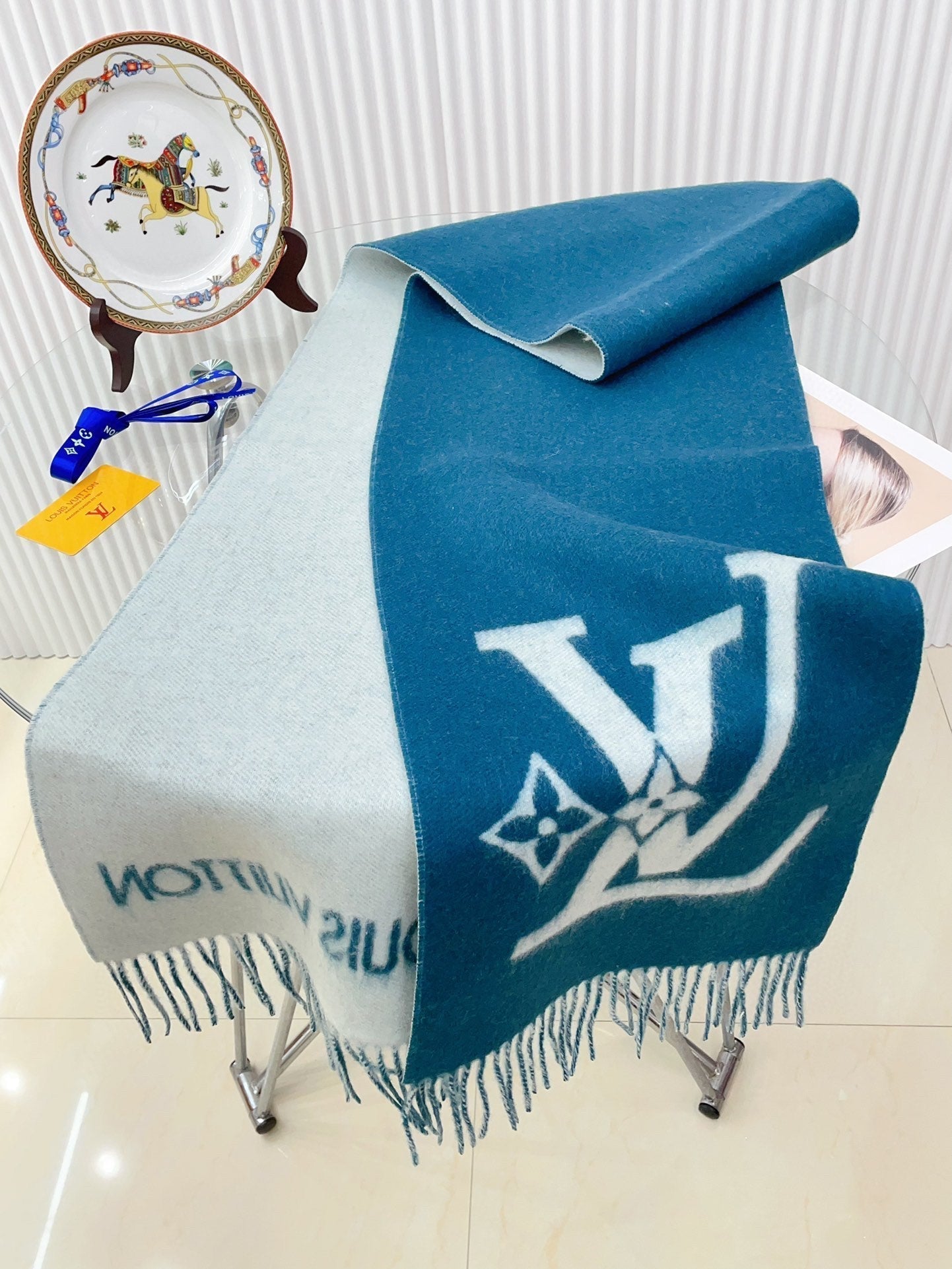 SMASH SCARF 210 CM IN ELECTRIC BLUE WOOL 390964 mysite