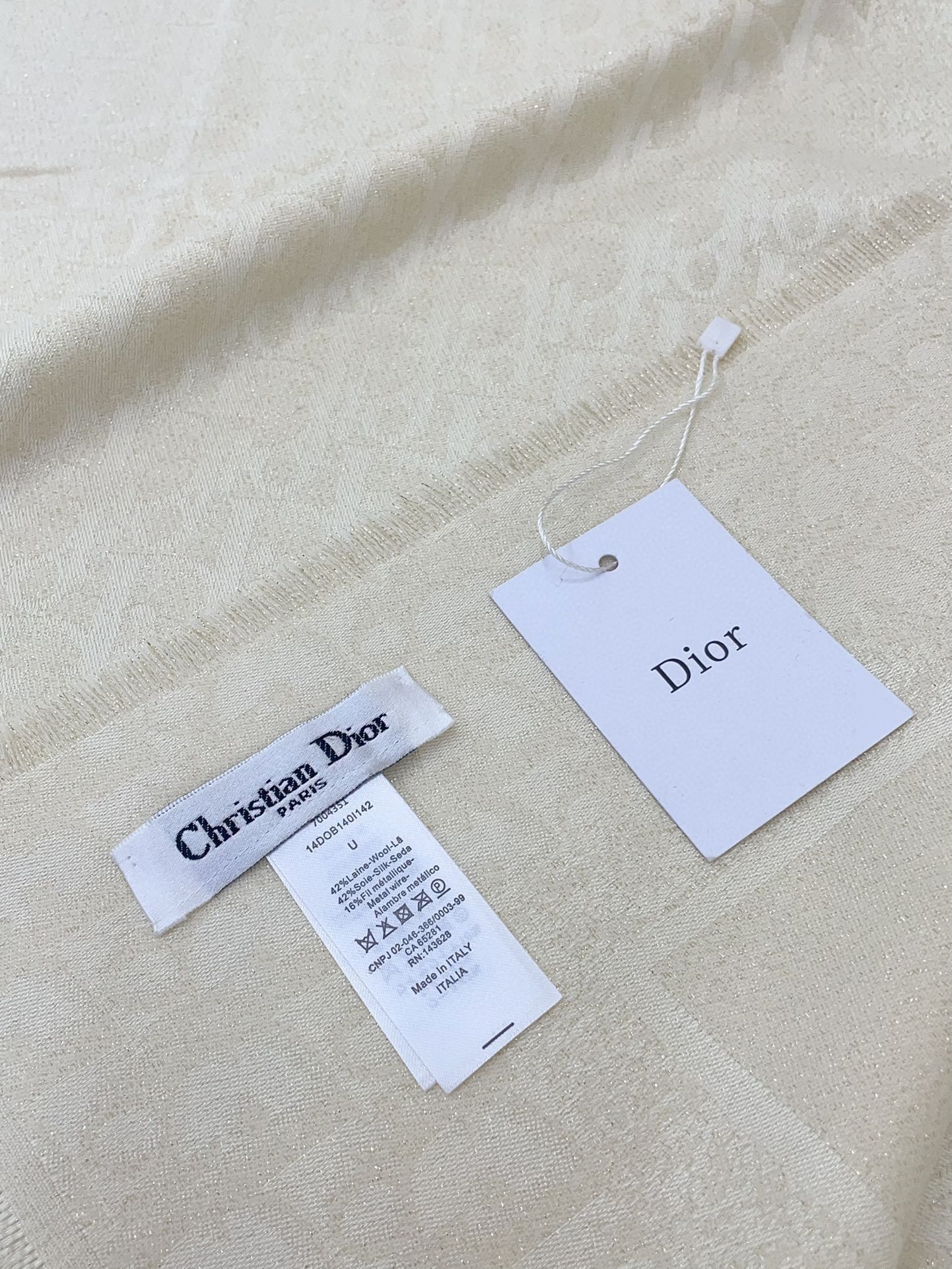 SQUARE SCARF 140 CM IN WHITE WOOL AND SILK  408660 mysite