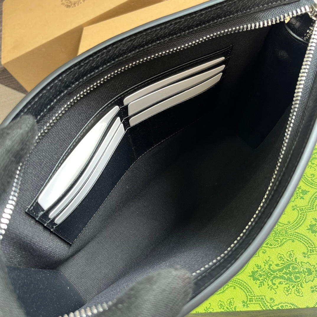 NEO VINTAGE 26 GG SUPREME POUCH IN BLACK CANVAS mysite