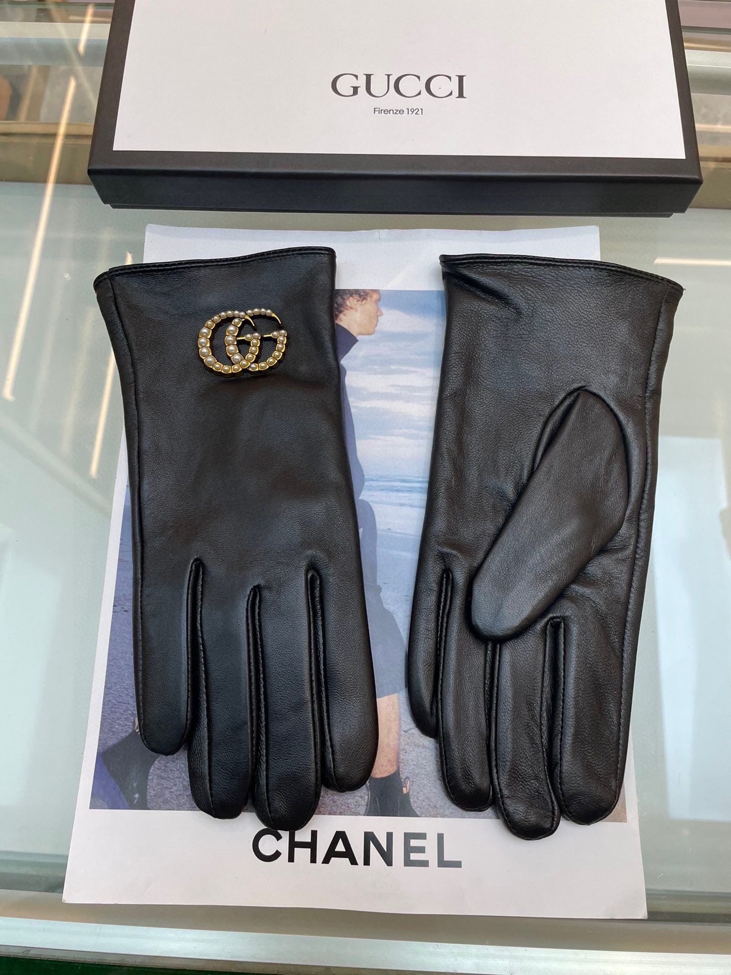 GLOVES IN BLACK LAMBSKIN AND FLEECE LINING 465050 mysite