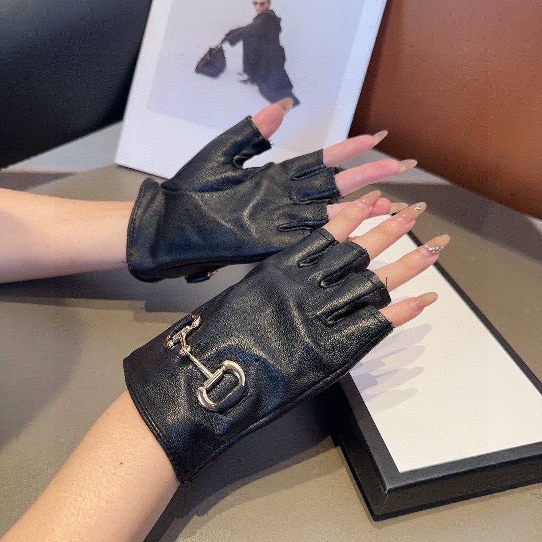 FINGERLESS GLOVES IN BLACK LAMBSKIN 436035 mysite