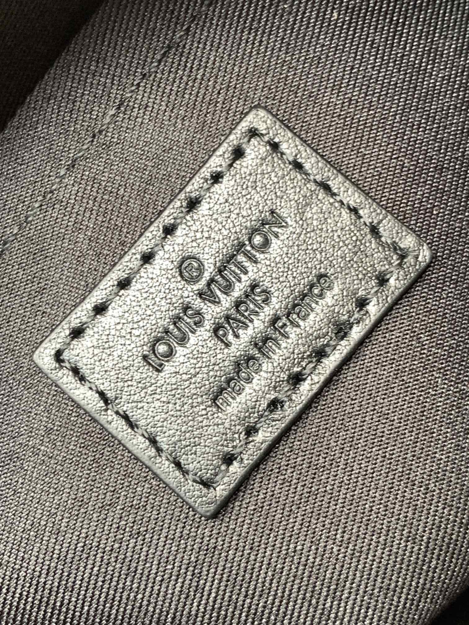 LV M55702 Mini Soft Trunk 18.5 with Matte-Black Chains Black Taurillon Cowhide mysite