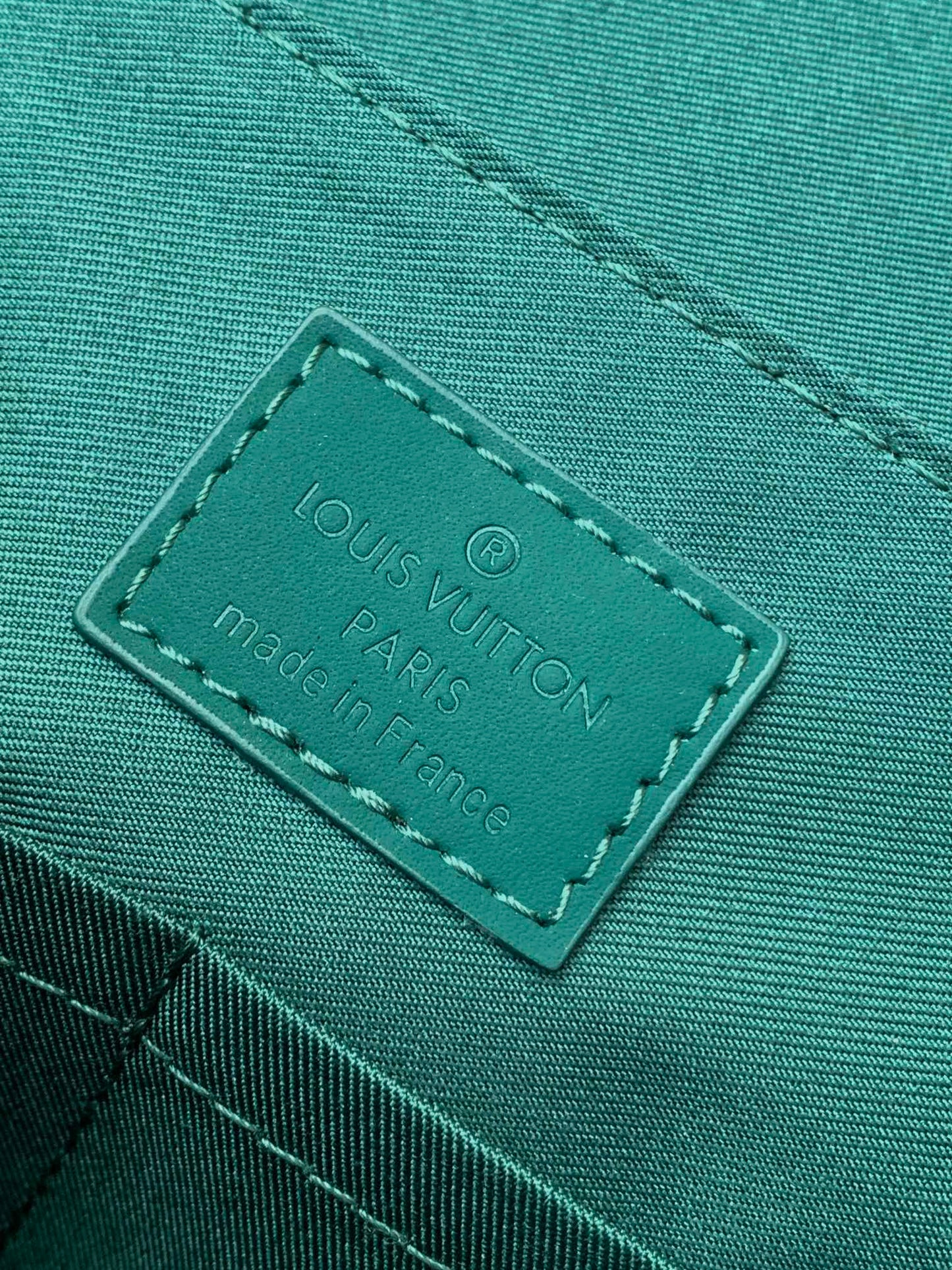 LV Takeoff Messenger 28cm EverGreen Cowhide mysite