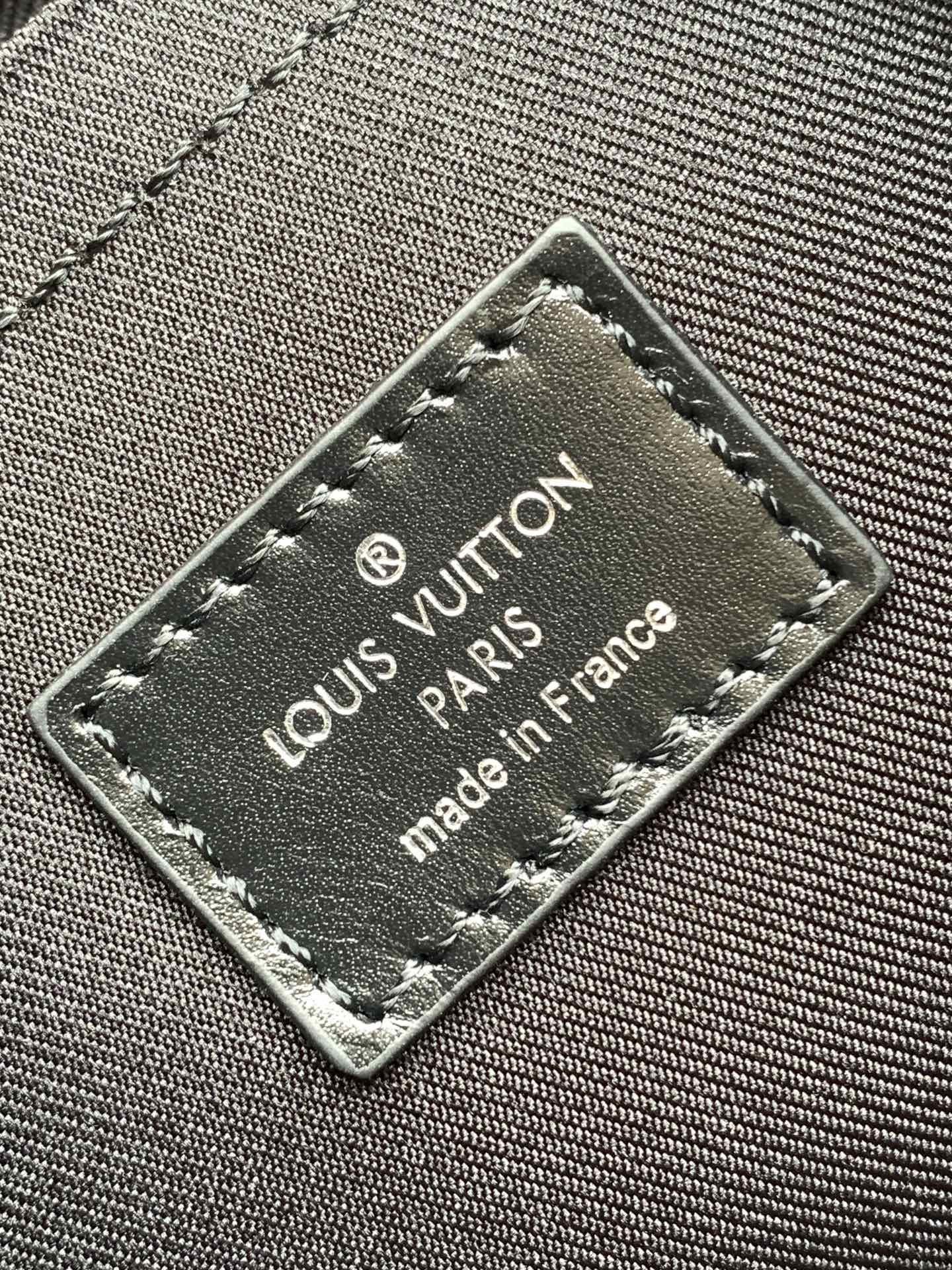 LV  S Lock Sling Bag 21cm Black Monogram-embossed Taurillon leather mysite