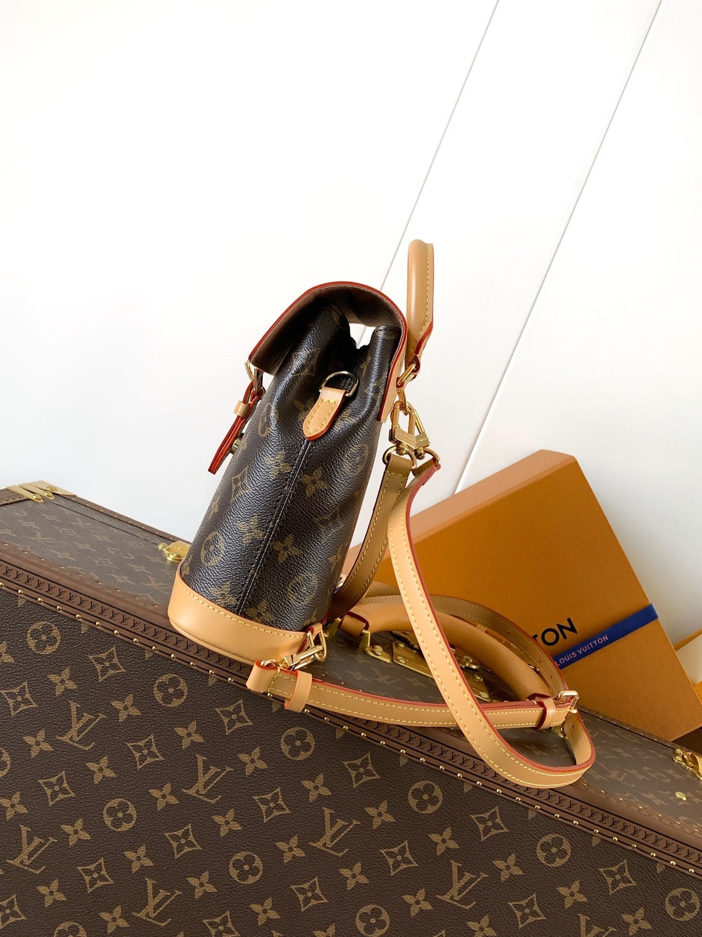 LV Soho Mini Backpack 17cm Brown Beige Monogram Canvas & Cowhide mysite