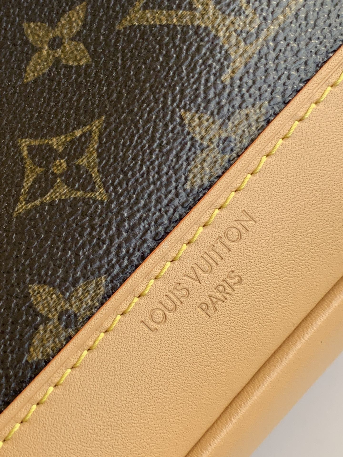 LV Soho MM Backpack 24cm Brown Beige Monogram Canvas & Cowhide mysite