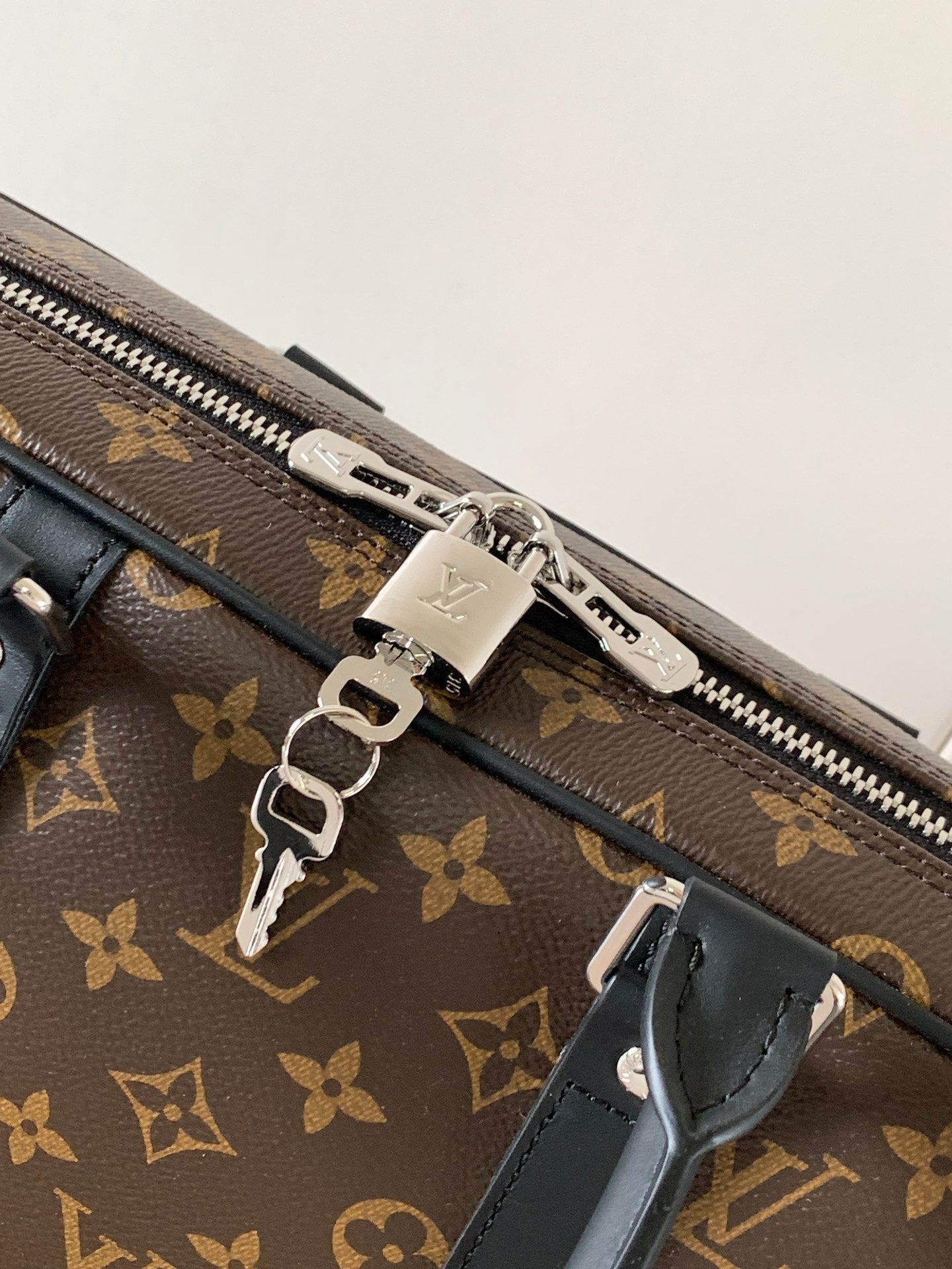 LV Porte-Documents Voyage  Brown Black Macassar Canvas mysite