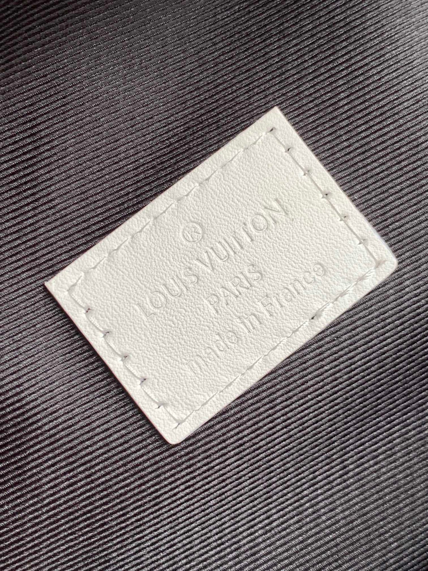 LV M25227 Rush Bumbag White Monogram Shadow Calfskin mysite