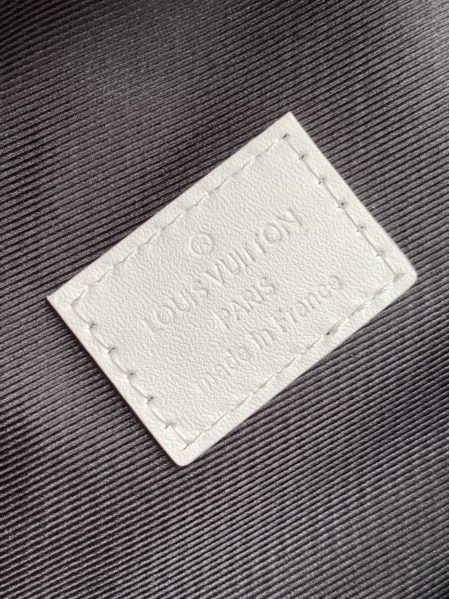 LV M25227 Rush Bumbag White Monogram Shadow Calfskin mysite