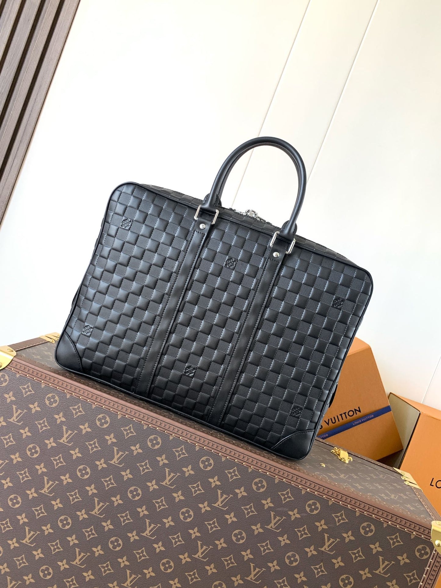 LV Porte-Documents Voyage Black Damier Infini leather mysite