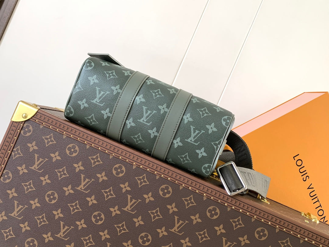 LV Keepall Bandoulière 25 Khaki Green Monogram Gradient Canvas mysite