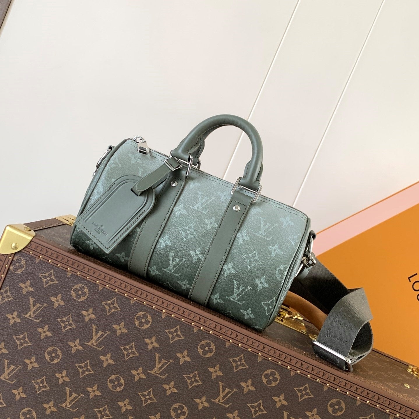 LV Keepall Bandoulière 25 Khaki Green Monogram Gradient Canvas mysite