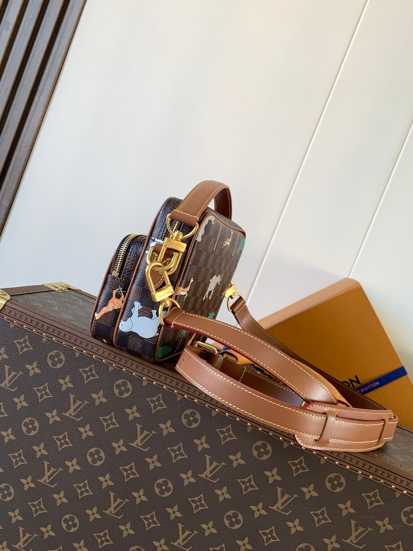 LV Nil Messenger Bag 25cm Brown Animal Printed Monogram Canvas mysite