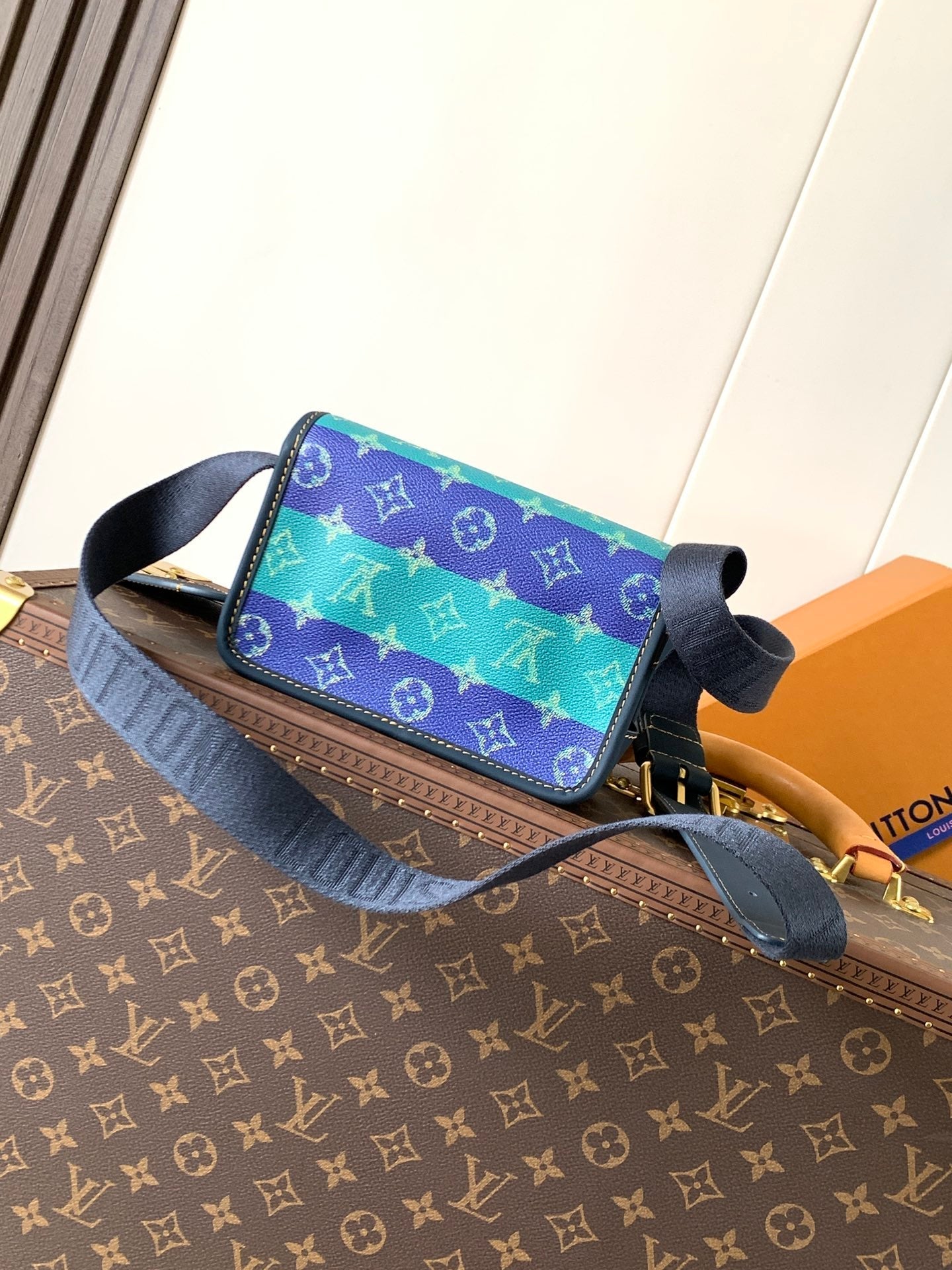 LV Bosphore Mini Handbag 19cm Purple Blue Canvas & Leather trim mysite