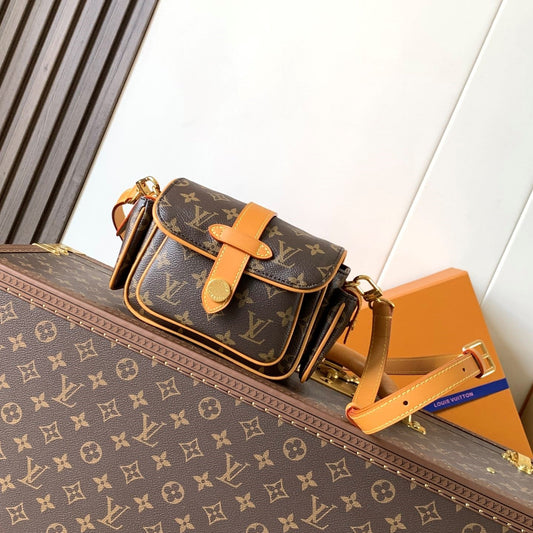 LV Cargo Wearable Wallet 23cm Brown Monogram Canvas & Cowhide GHW mysite