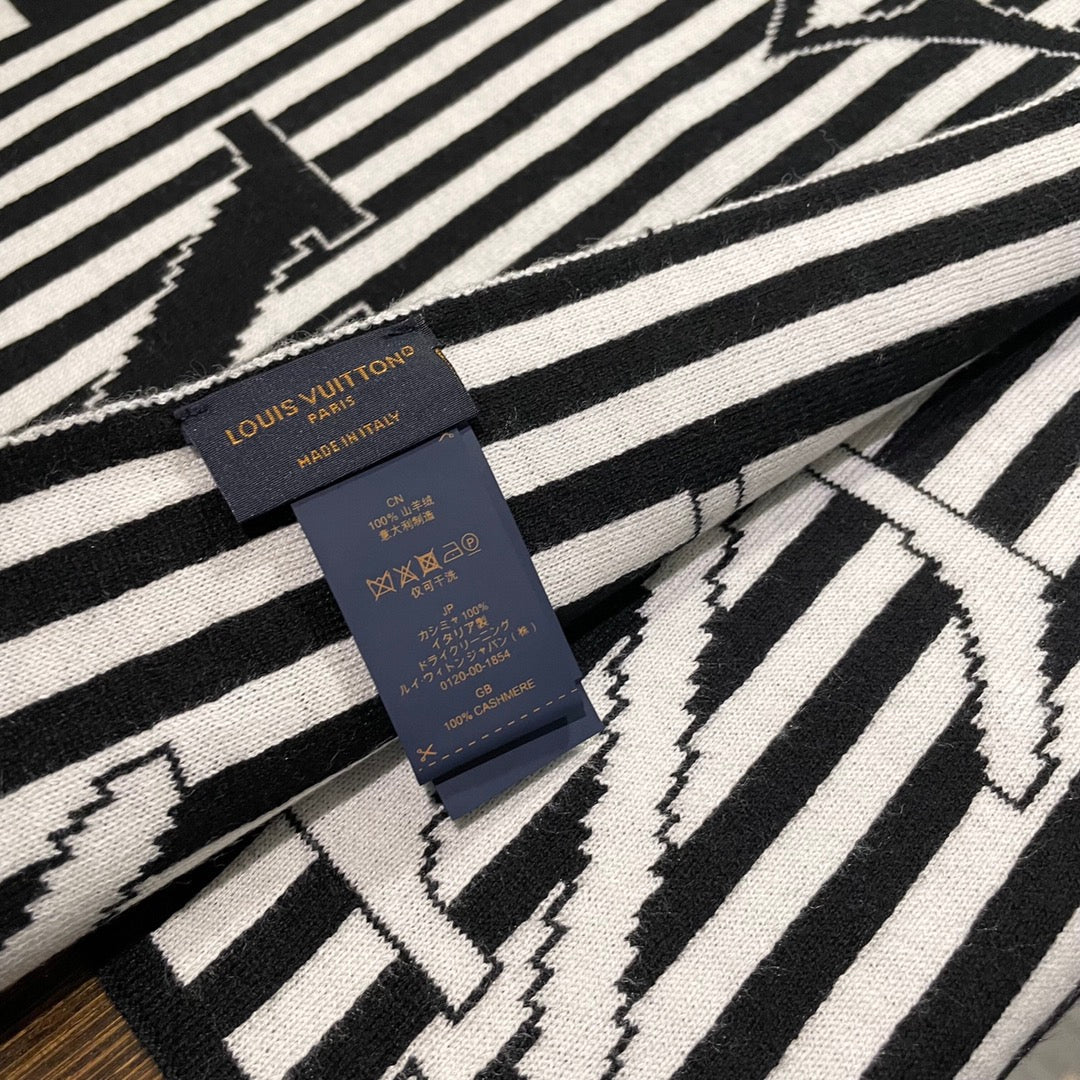 GRAPHICAL 180 CM SCARF IN WHITE MIX BLACK CASHMERE 388201 mysite