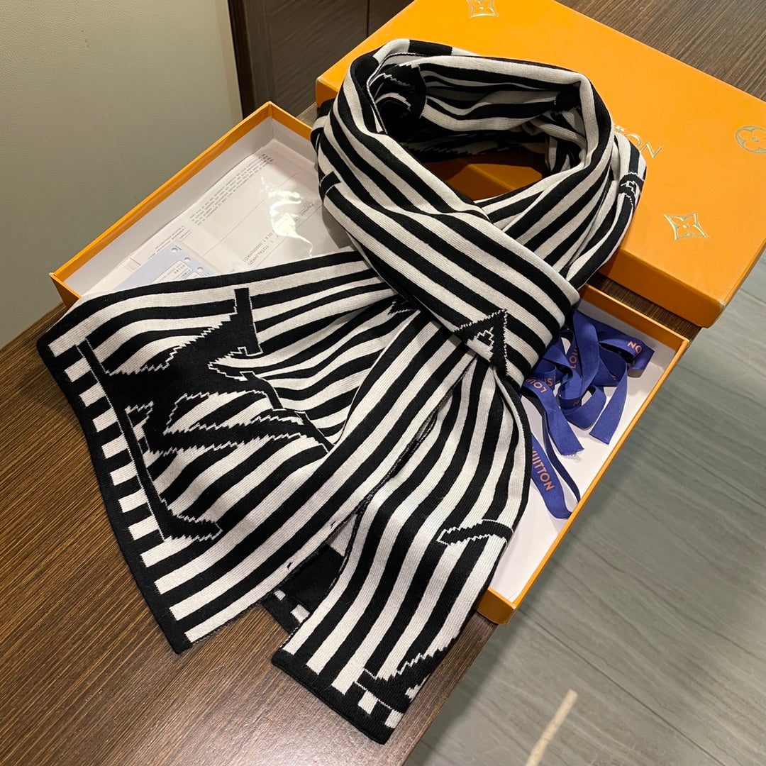 GRAPHICAL 180 CM SCARF IN WHITE MIX BLACK CASHMERE 388201 mysite