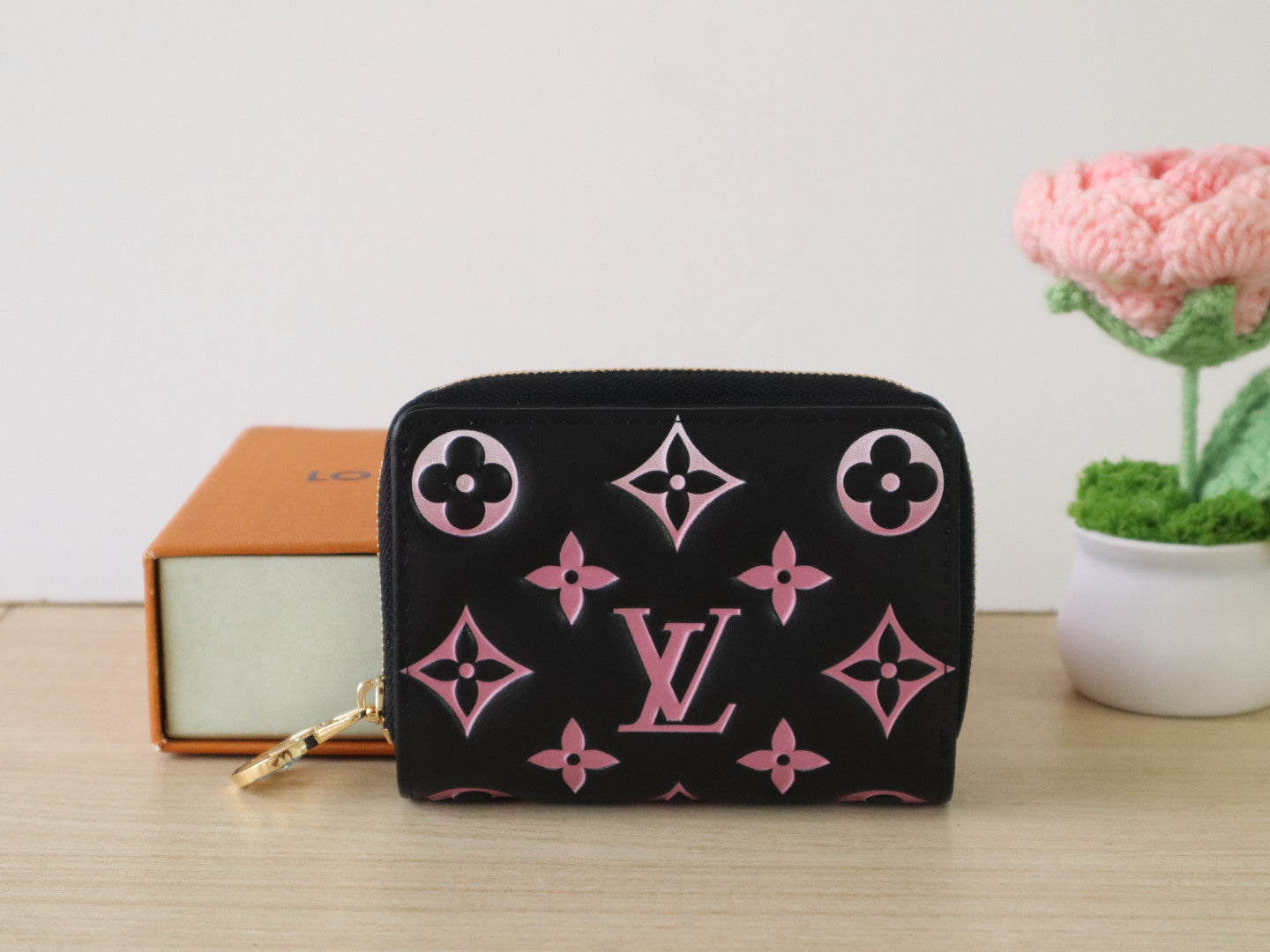 LV x TM Lou Wallet 11.5cm Black Pink Monogram Embossed Lambskin GHW mysite
