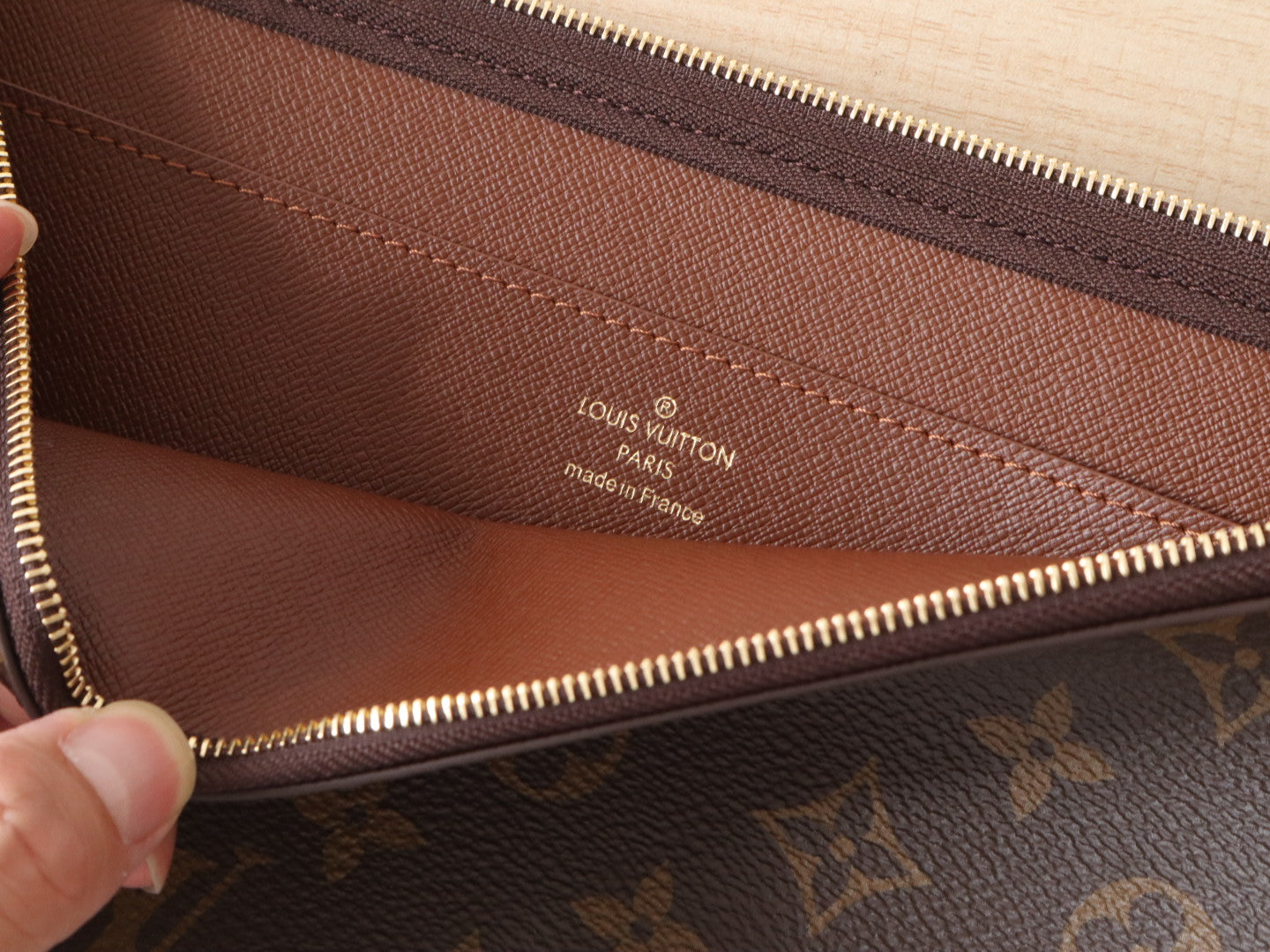 LV Pochette Clés 33cm Brown Monogram Canvas GHW mysite