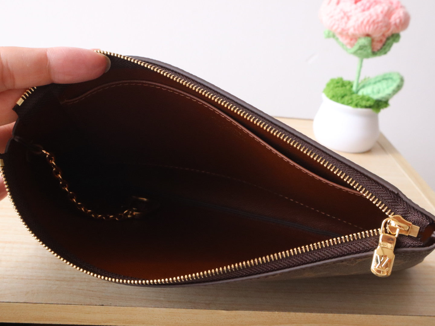 LV Pochette Clés Medium 24cm Brown Monogram Canvas GHW mysite