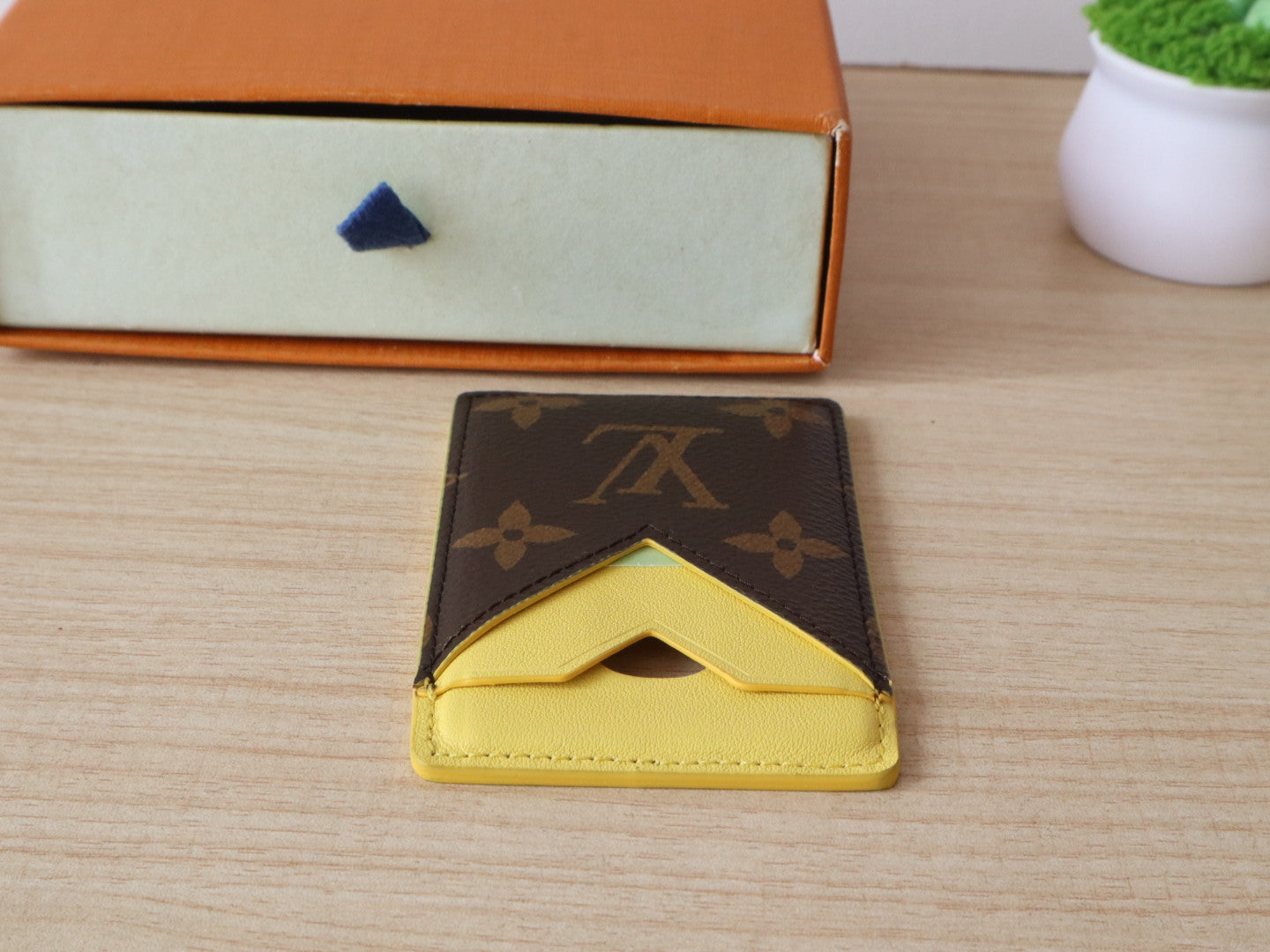 LV Porte-Cartes Magnet Brown Yellow Monogram Canvas & Cowhide mysite