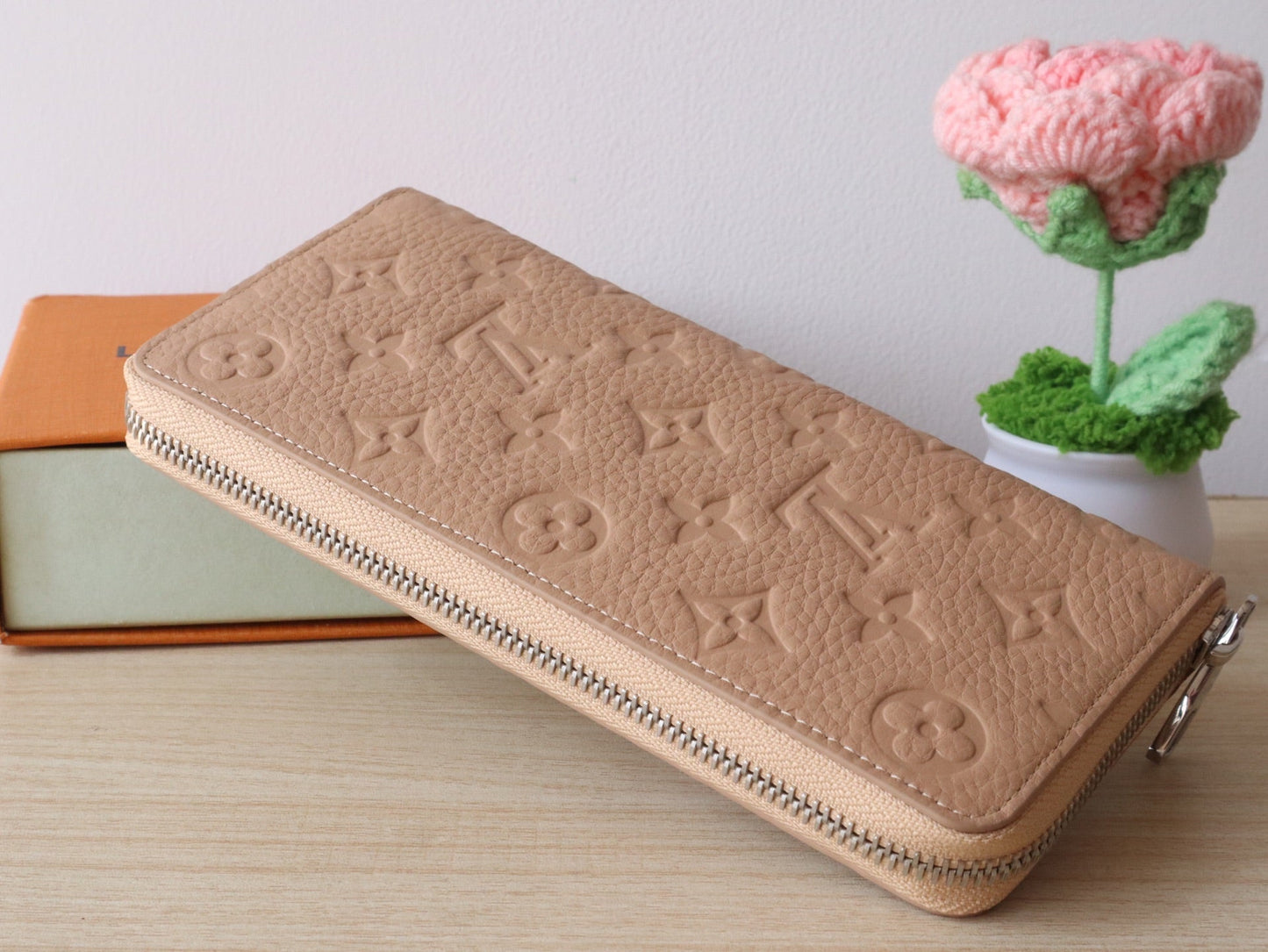 LV Zippy Wallet Vertical Monogram Grained Taurillon Cowhide mysite