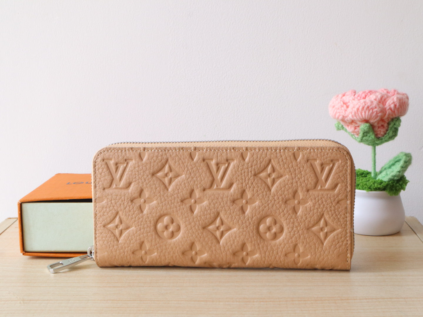 LV Zippy Wallet 19.5cm Monogram Grained Taurillon Cowhide mysite