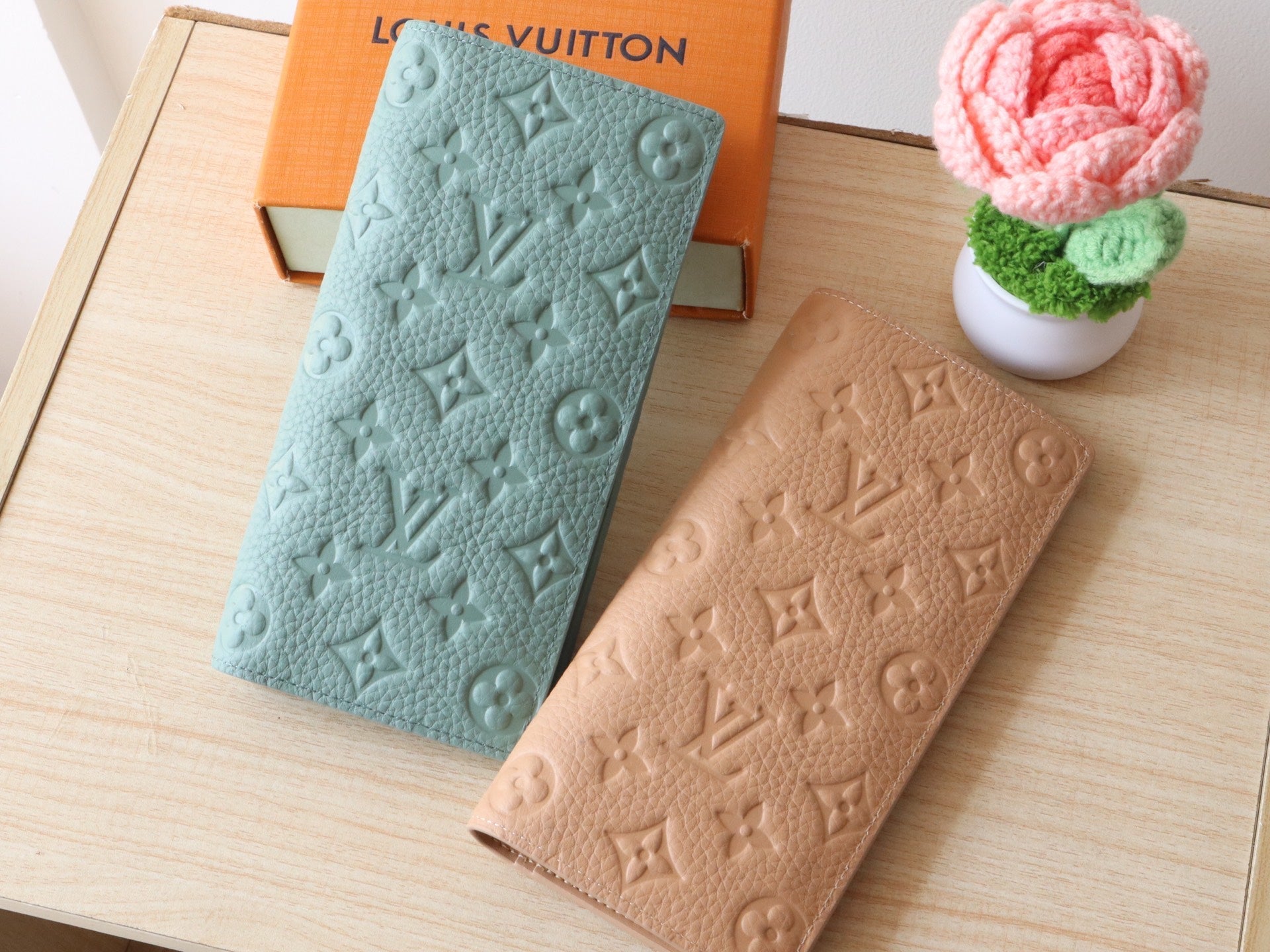 LV Brazza Wallet Monogram Grained Taurillon Cowhide mysite