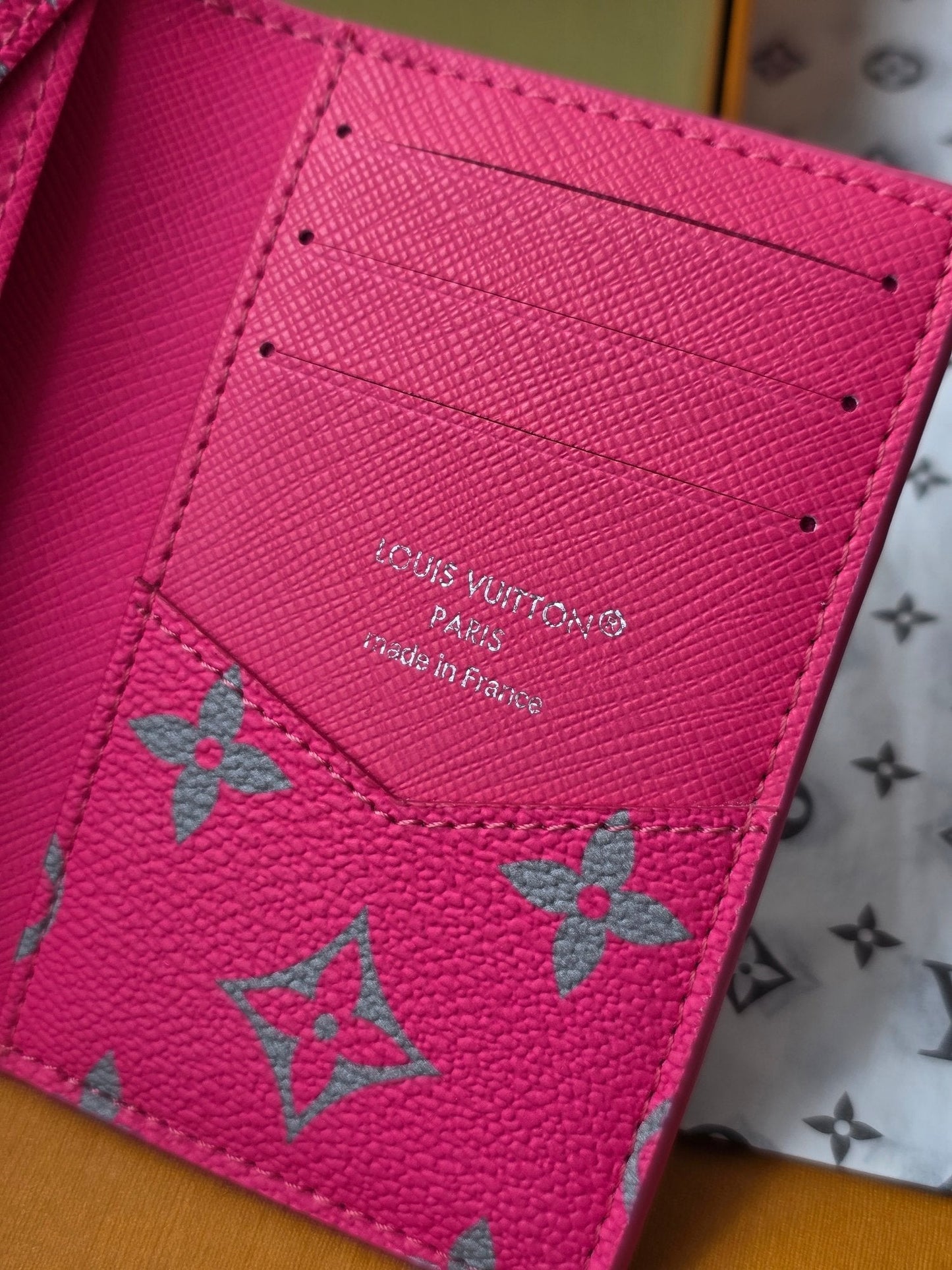 LV M15027 Pocket Organizer Pink Gray Monogram Glow Canvas & Cowhide mysite