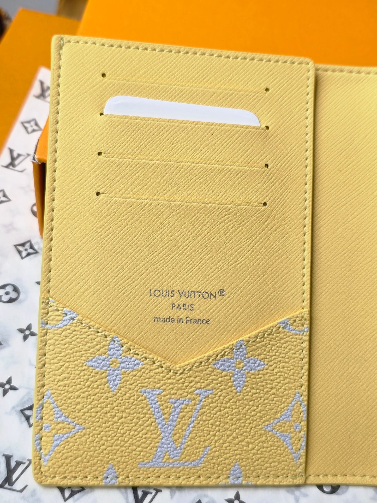 LV M14770 Passport Cover Gray Yellow Monogram Glow Canvas & Cowhide mysite