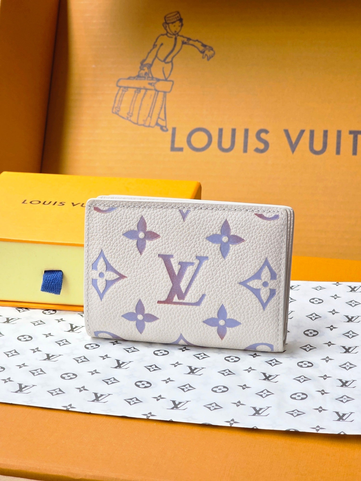 LV M25595 Cléa Wallet Dream Beige Embossed Grained Cowhide - Light GHW mysite