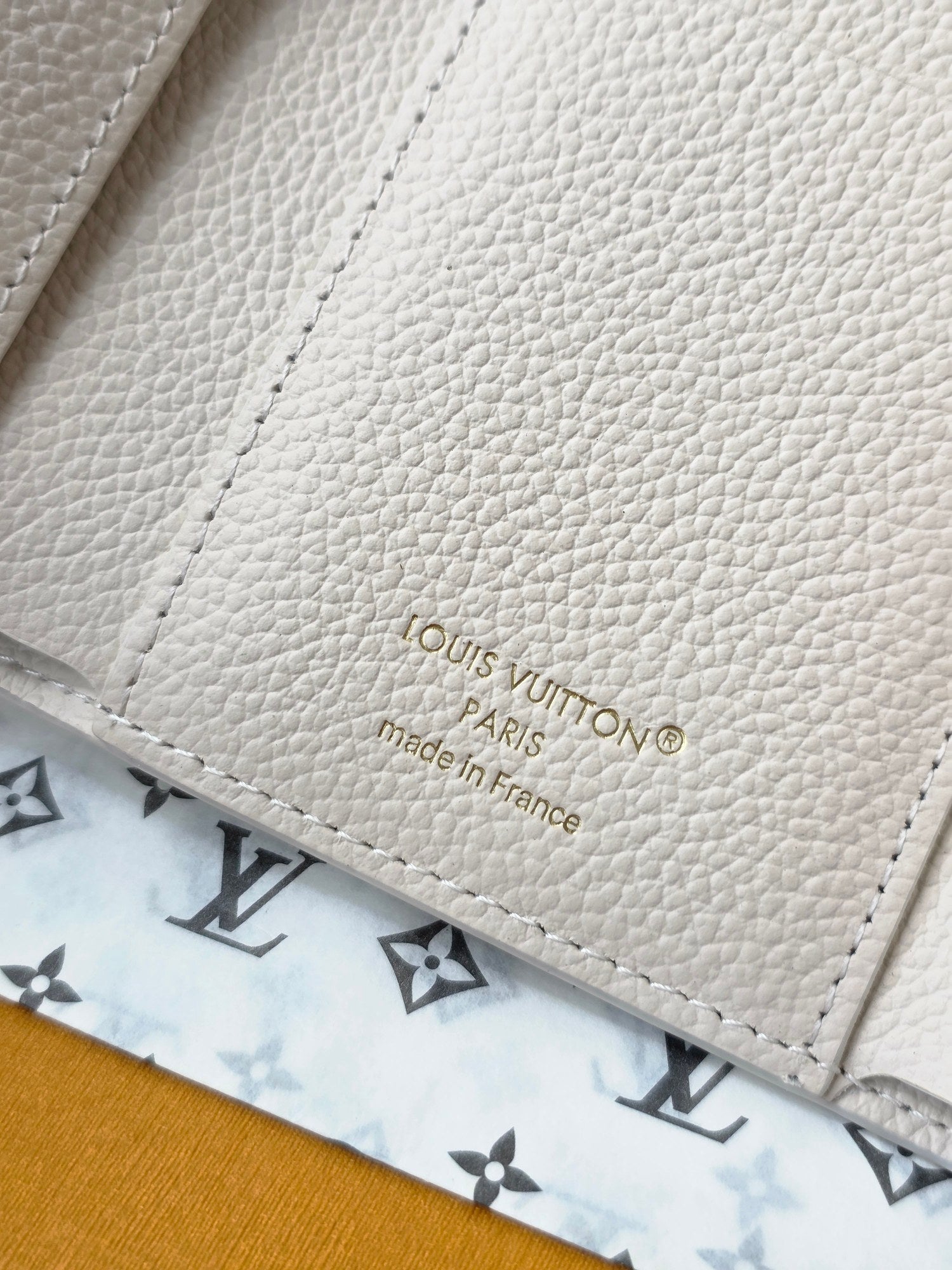 LV M25649 Victorine wallet Dream Beige Embossed Grained Cowhide - Light GHW mysite