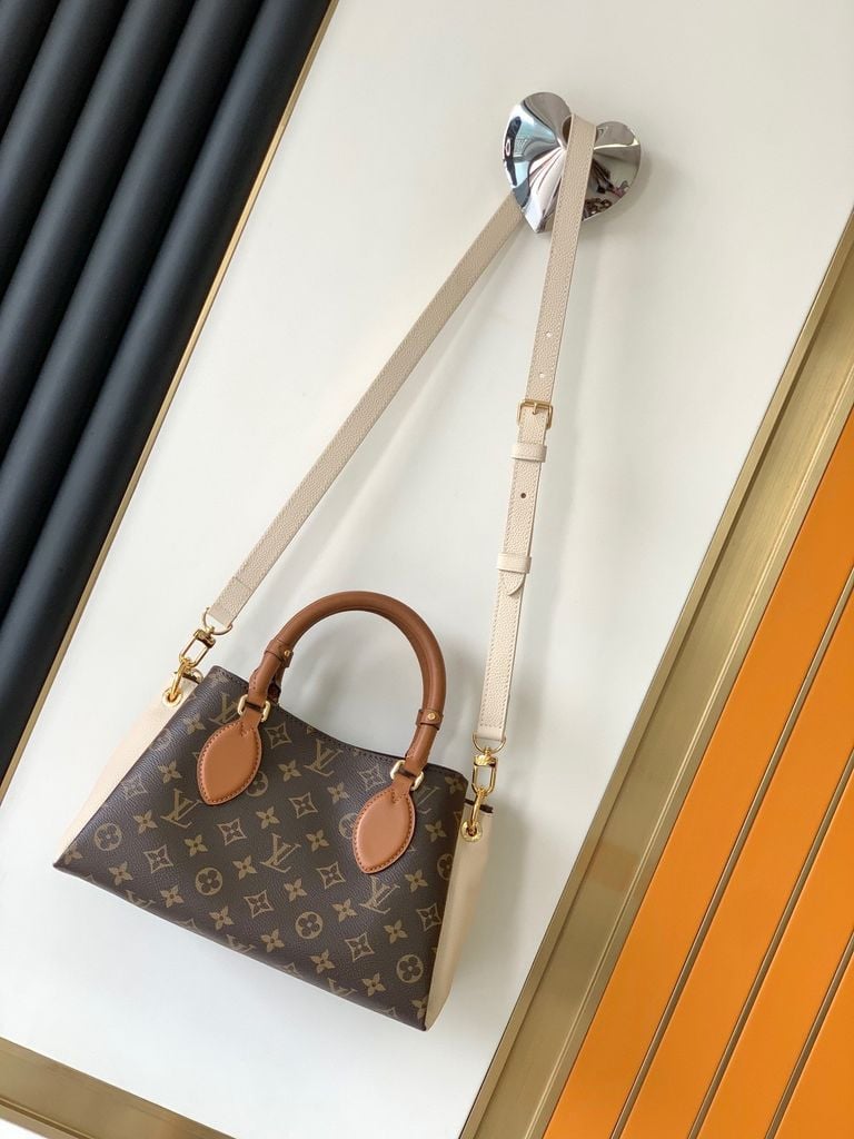 LV Opéra Handbag 26cm Monogram Canvas & Cowhide GHW mysite