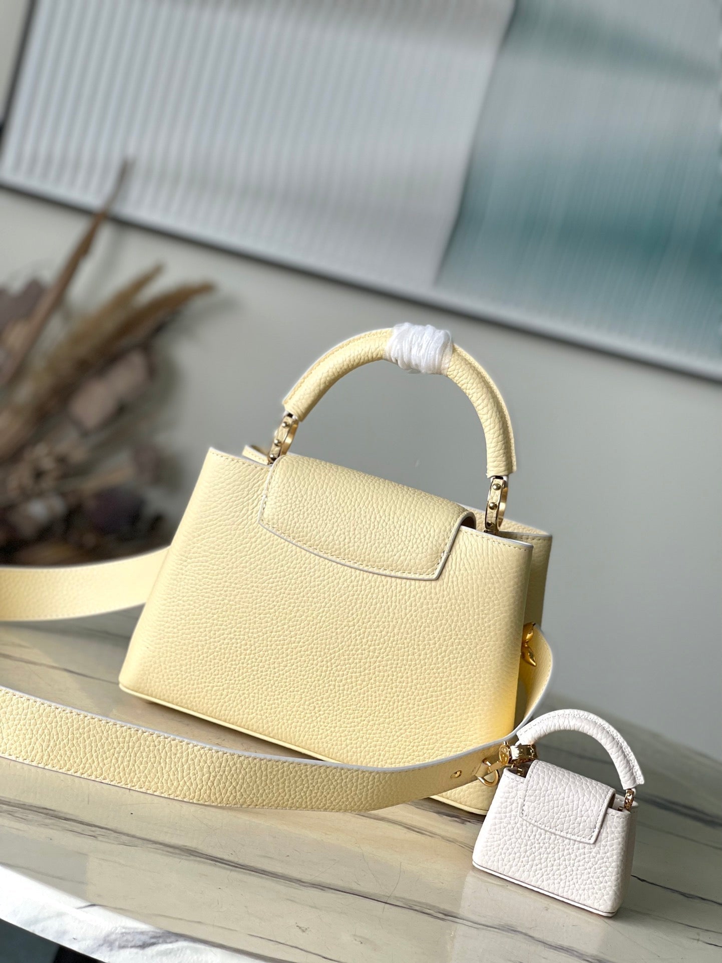 CAPUCINES BB 26 IN BANANA YELLOW TAURILLON mysite