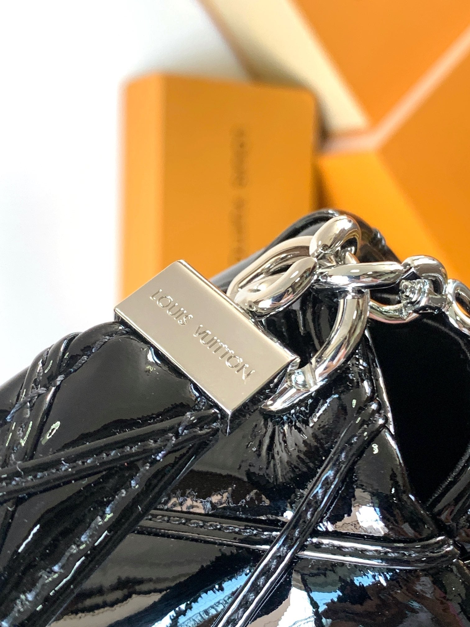 LV GO-14 MM 23cm Black Patent Leather Metal HW mysite