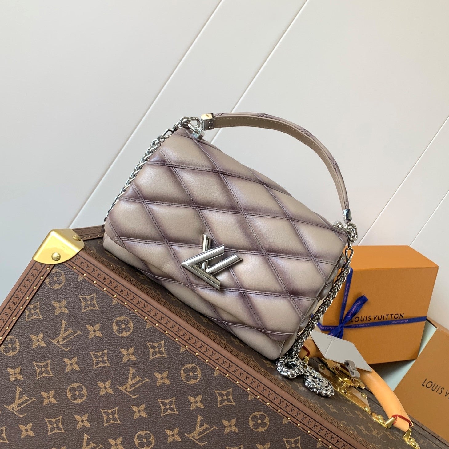 LV GO-14 MM 23cm Taupe Gray Lambskin Metal HW mysite