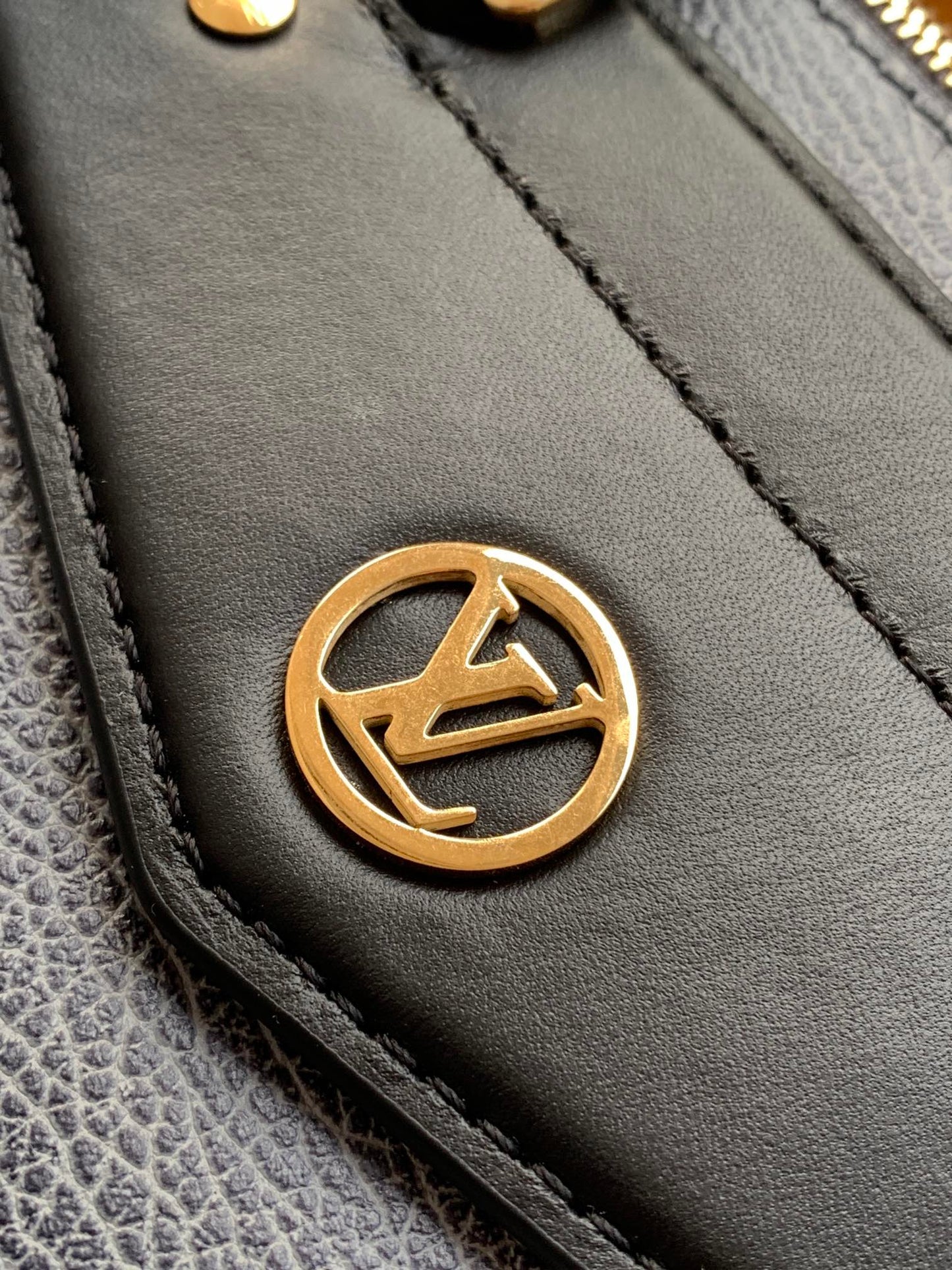 LV Nano LV Biker 38cm Black Light Gray Sheepskin & Cowhide Metal mysite