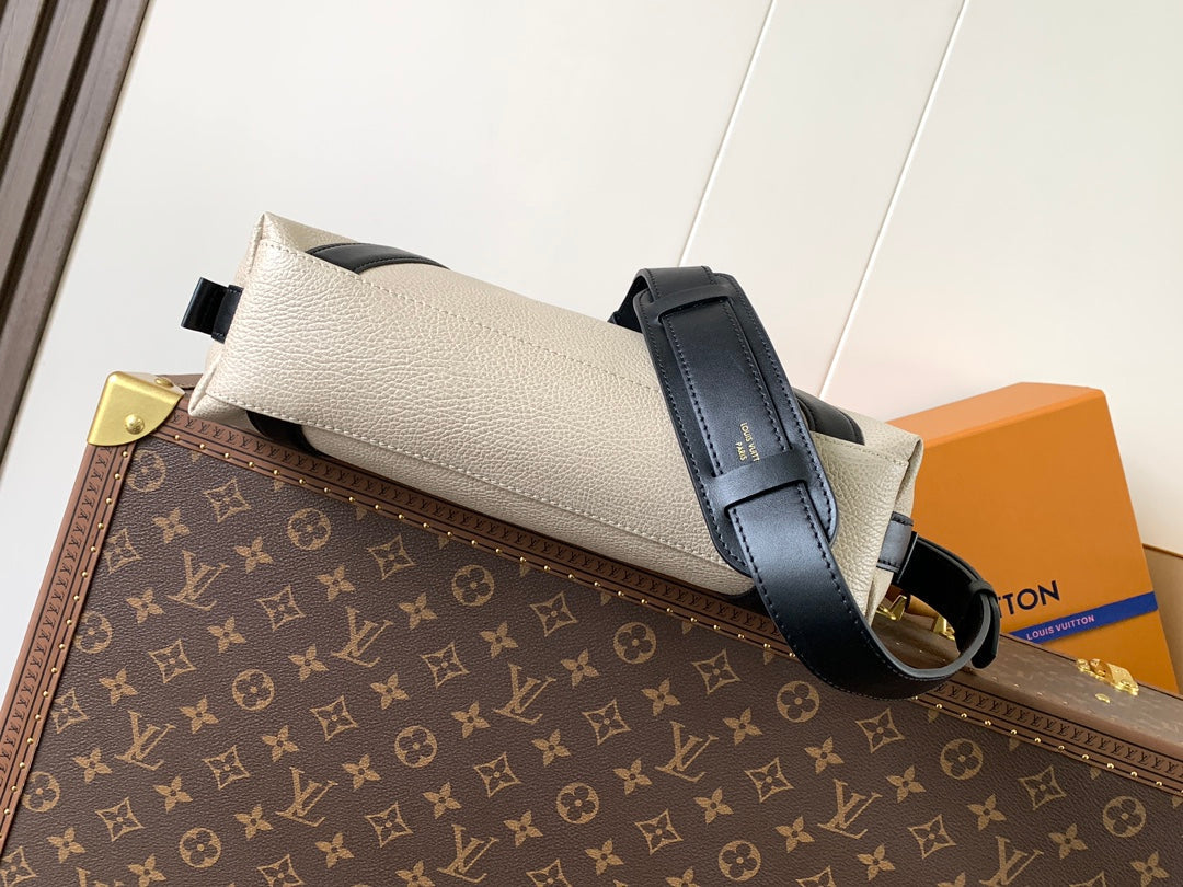 LV Nano LV Biker 30cm Black Beige Sheepskin & Cowhide Metal mysite