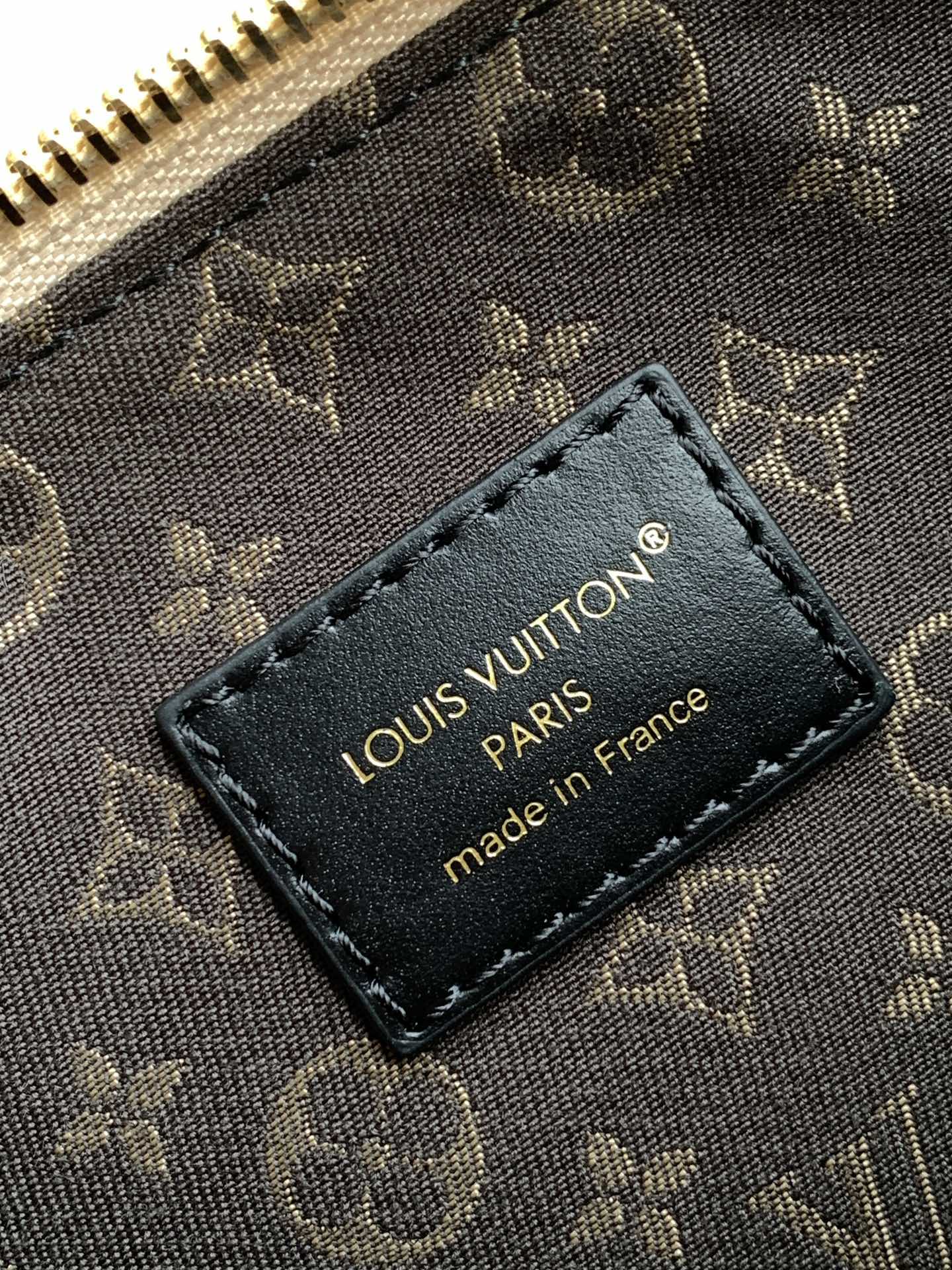 LV Nano LV Biker 30cm Black Beige Sheepskin & Cowhide Metal mysite