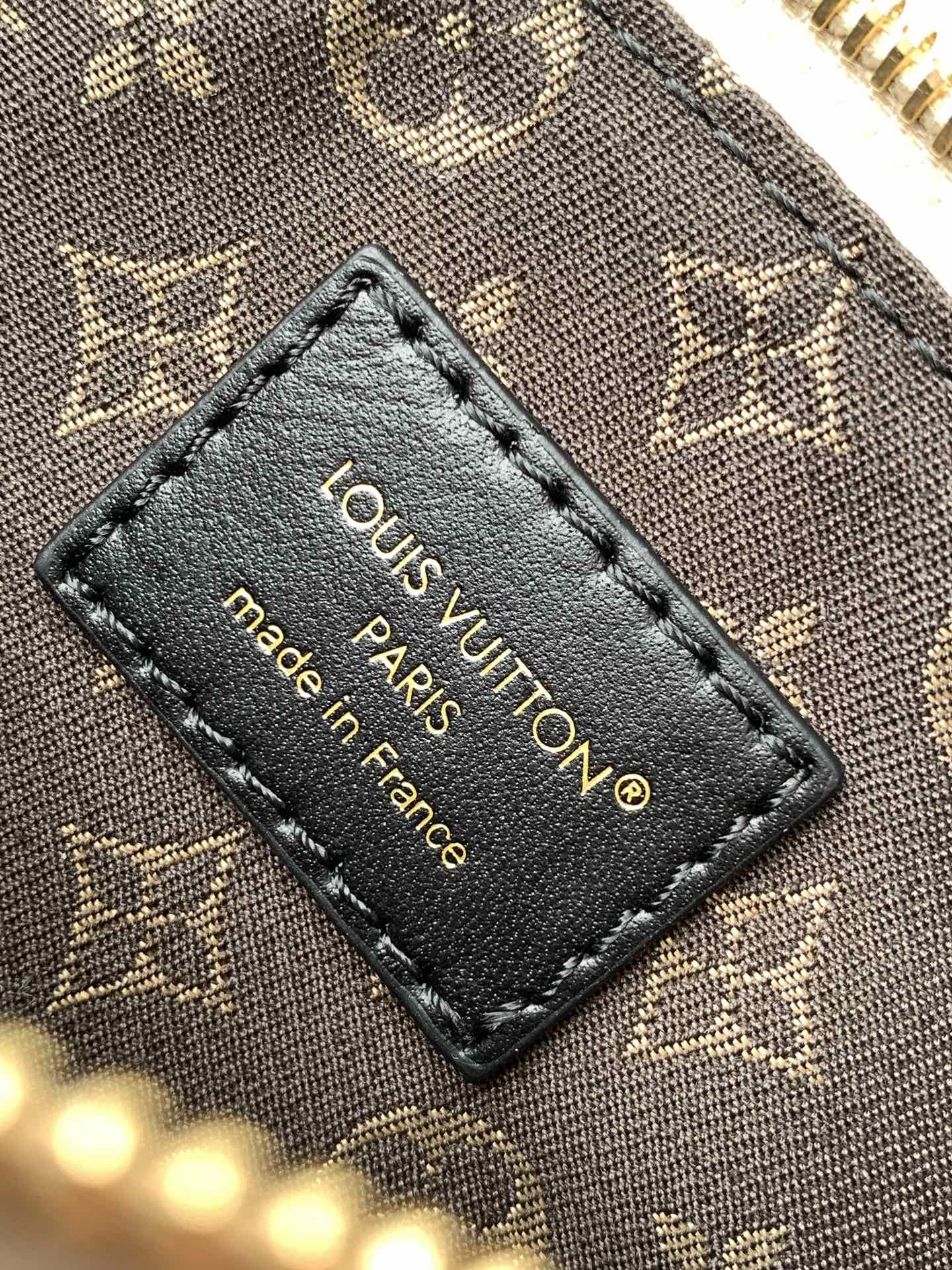 LV Nano LV Biker 23cm Black Beige Sheepskin & Cowhide Metal mysite