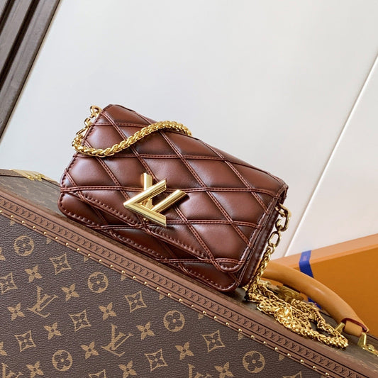 LV WOC Go-14 20cm Brown Sheepskin GHW mysite