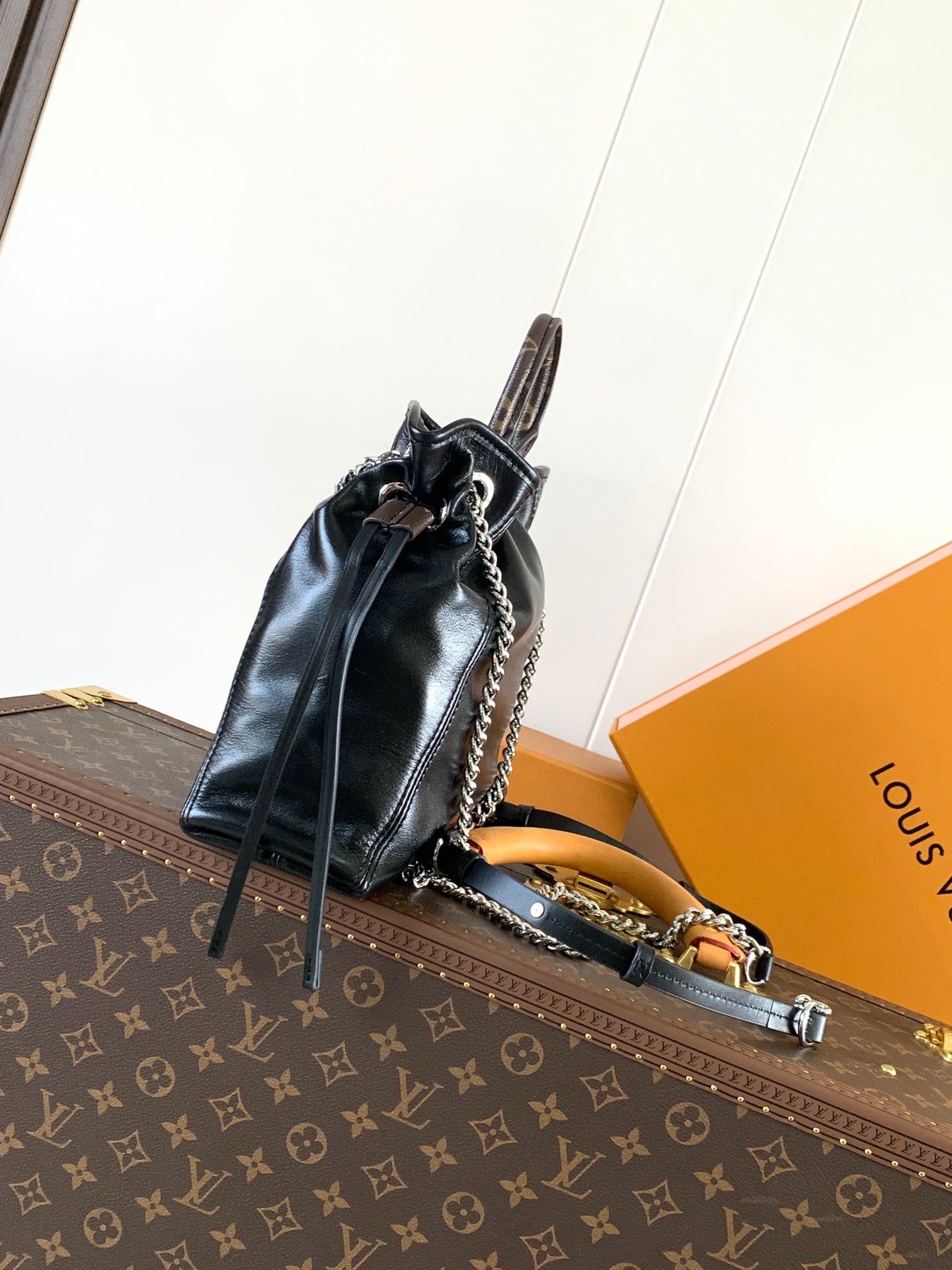 LV Off Duty Backpack 24cm Black Lambskin Sliver HW mysite