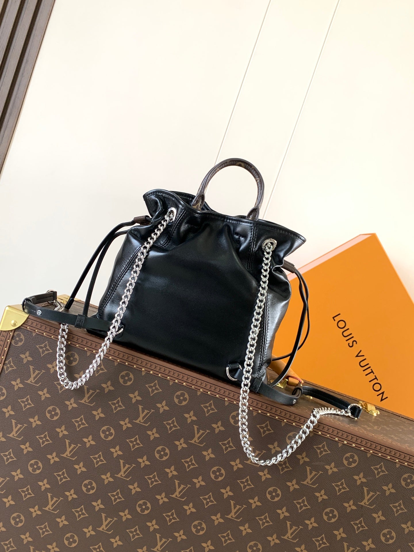 LV Off Duty Backpack 24cm Black Lambskin Sliver HW mysite